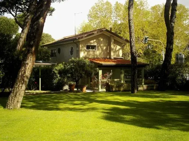 Property Building in Hotel Villa Undulna - Terme della Versilia