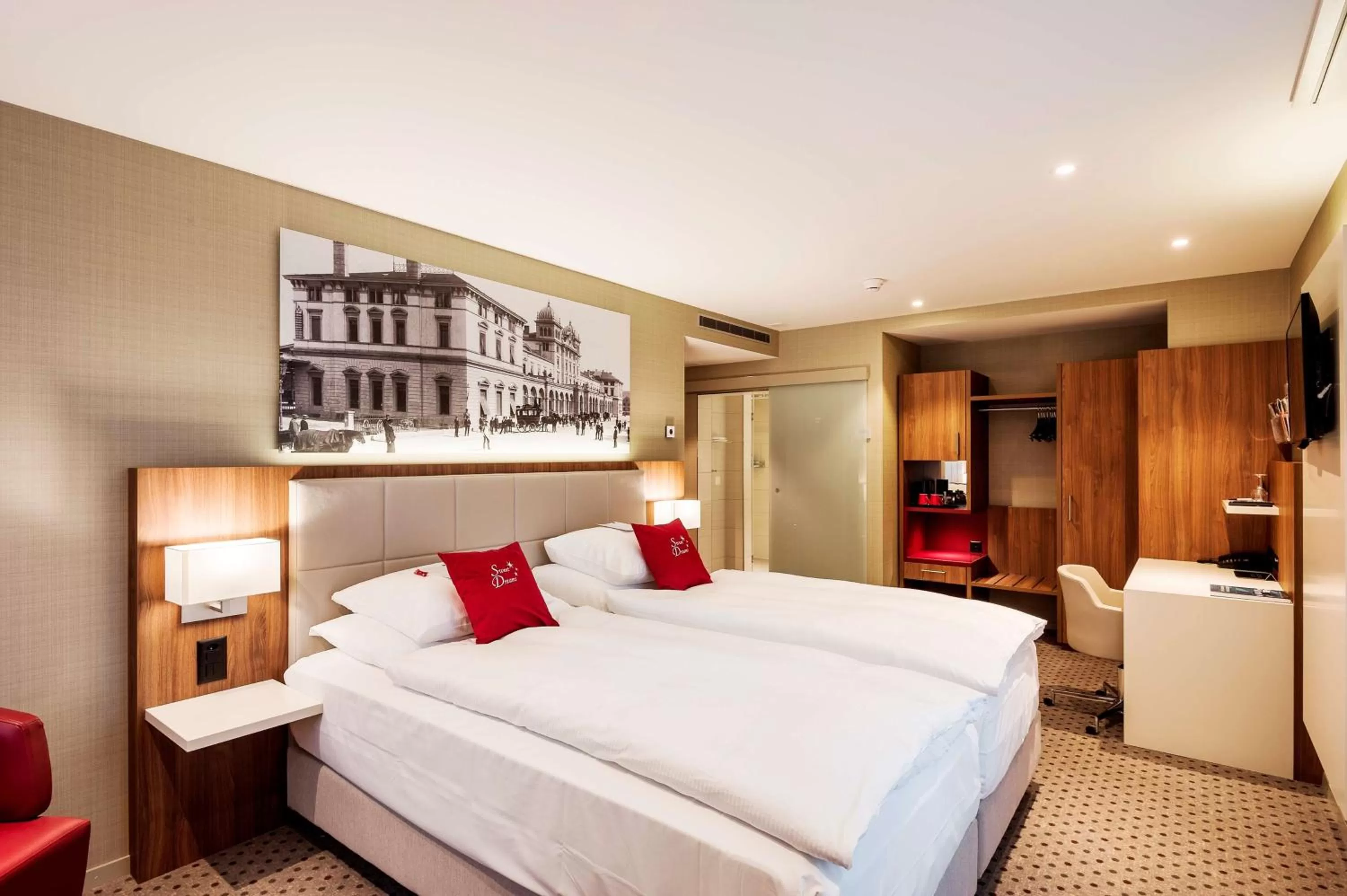 Photo of the whole room, Bed in Hotel Wartmann am Bahnhof