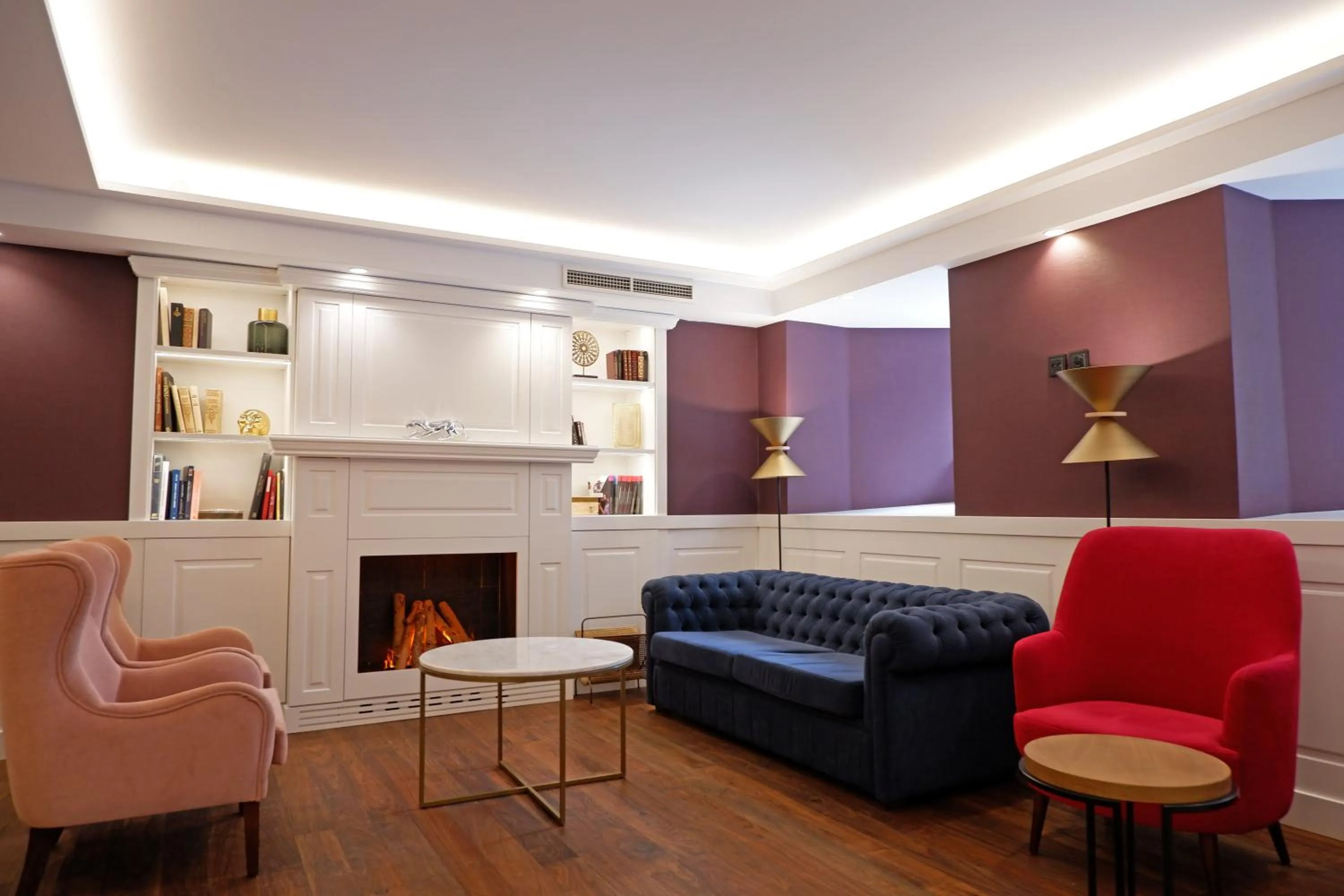 Facade/entrance in Hotel Colón Plaza