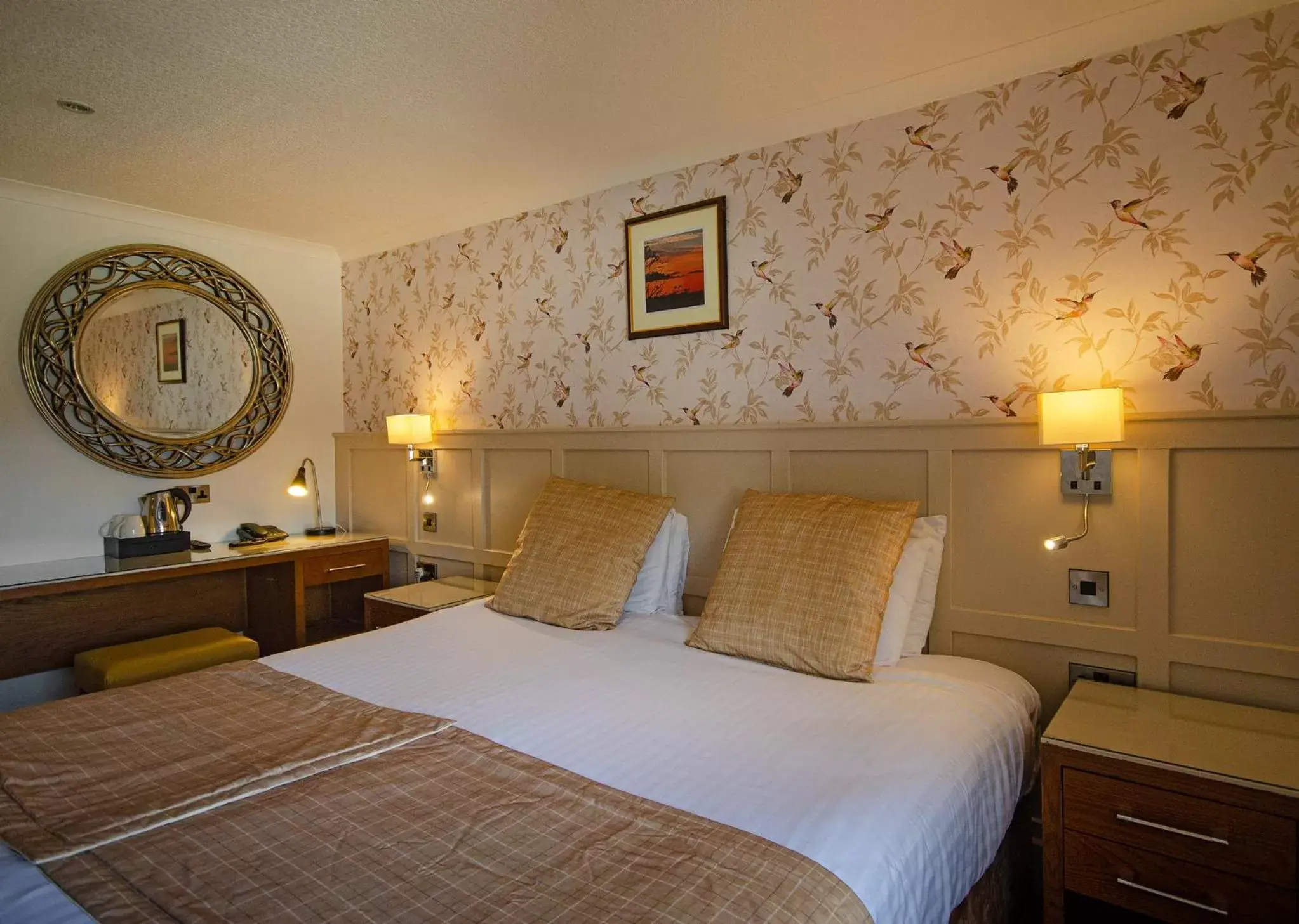 Bedroom, Bed in Royal Victoria Hotel Snowdonia