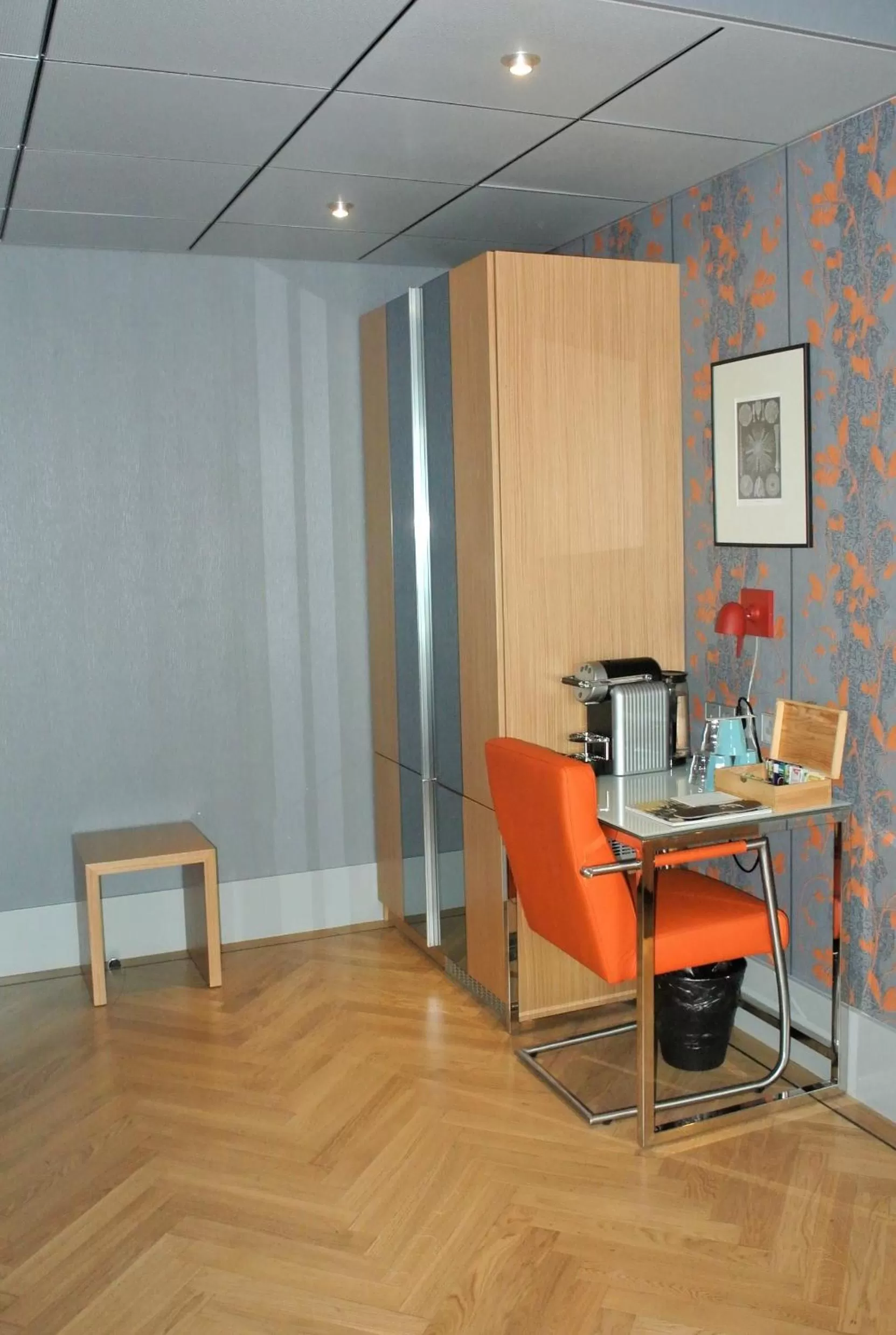 Coffee/tea facilities in Amadi Park Hotel