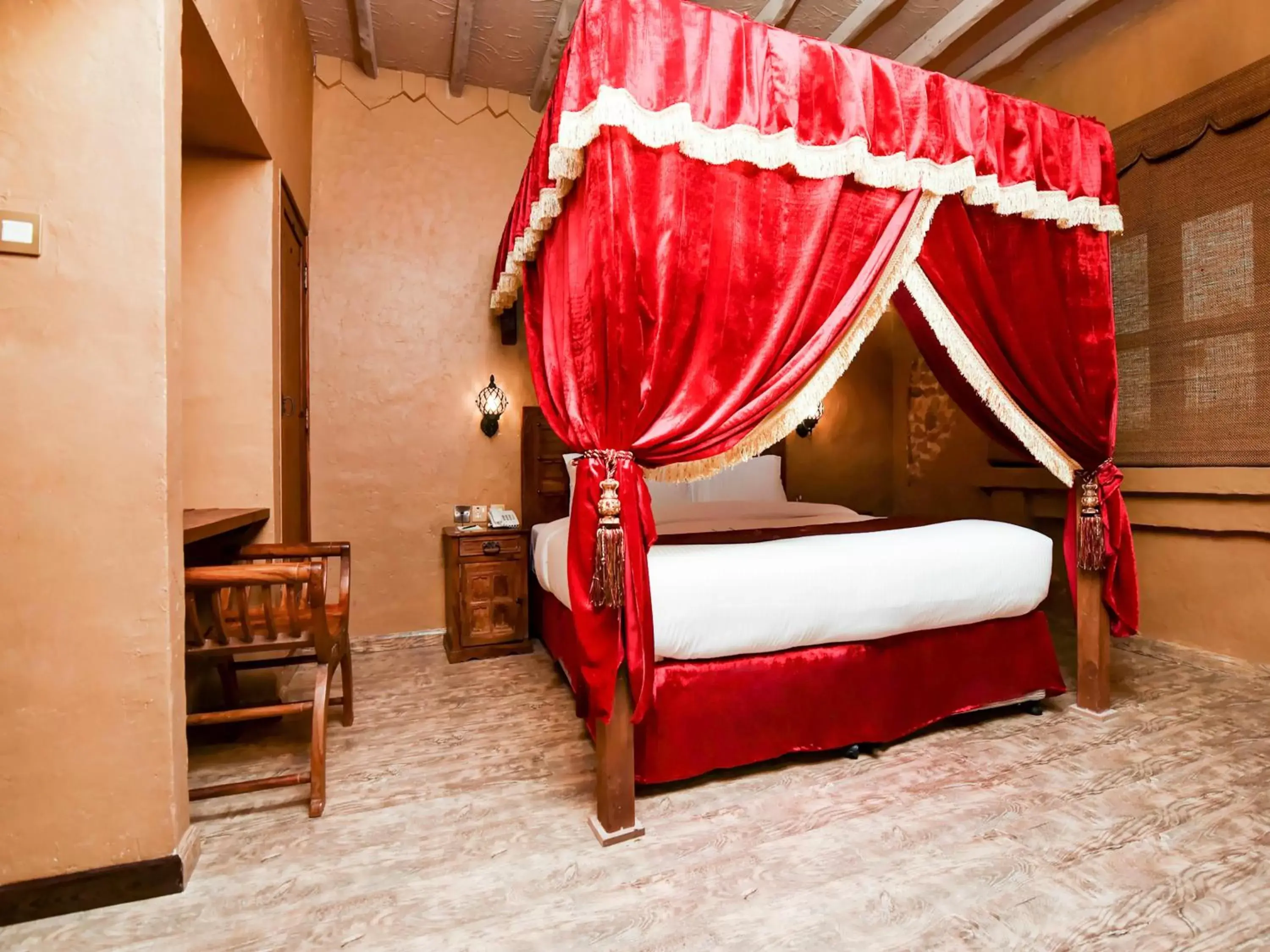 Bedroom, Bed in Ras Al Khaimah Hotel