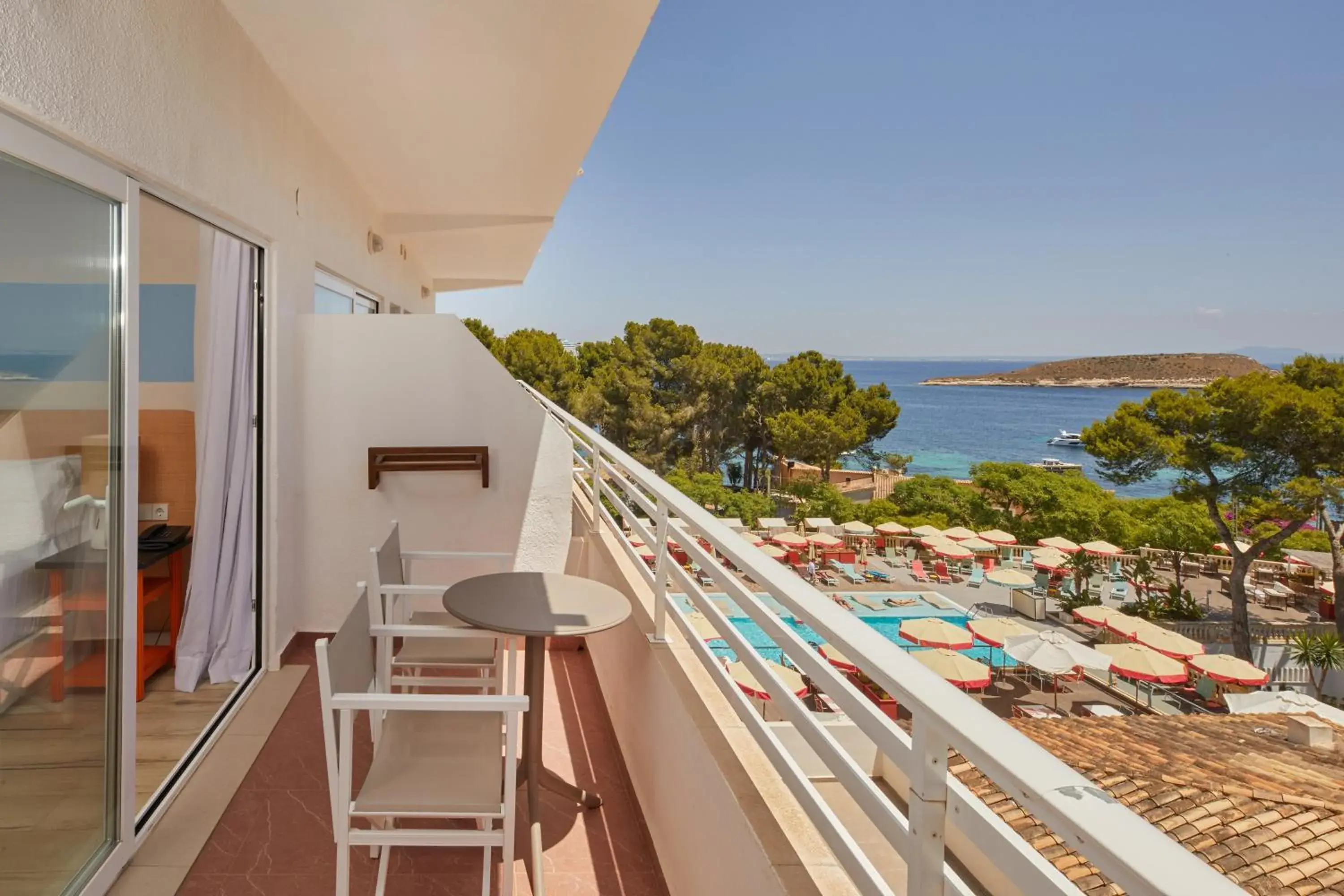 Double Room Sea View Single Parent - single occupancy in Dreams Calvia Mallorca