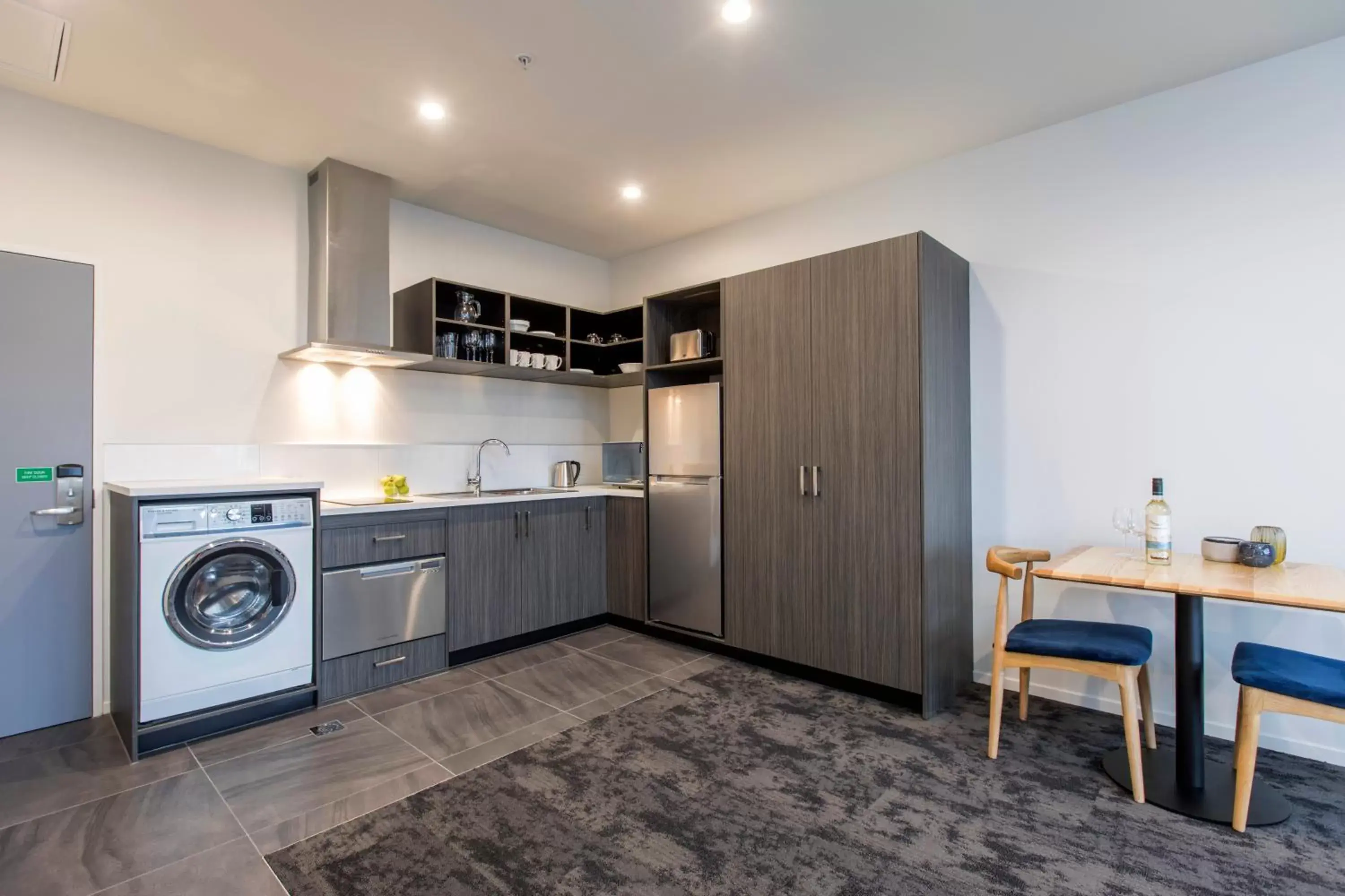 Kitchen or kitchenette, Kitchen/Kitchenette in Quest on Manchester Serviced Apartments