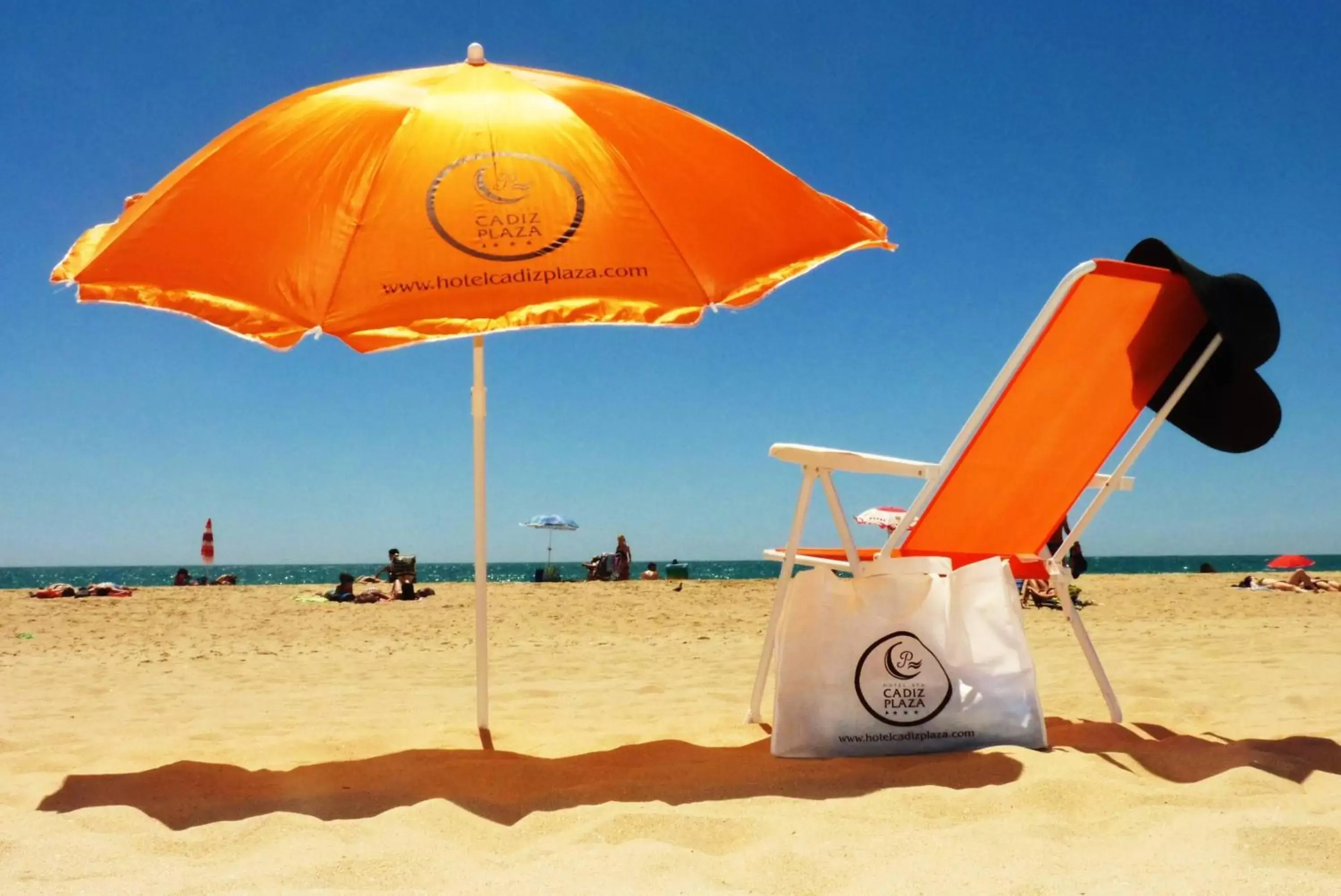 Activities, Beach in Hotel Spa Cádiz Plaza