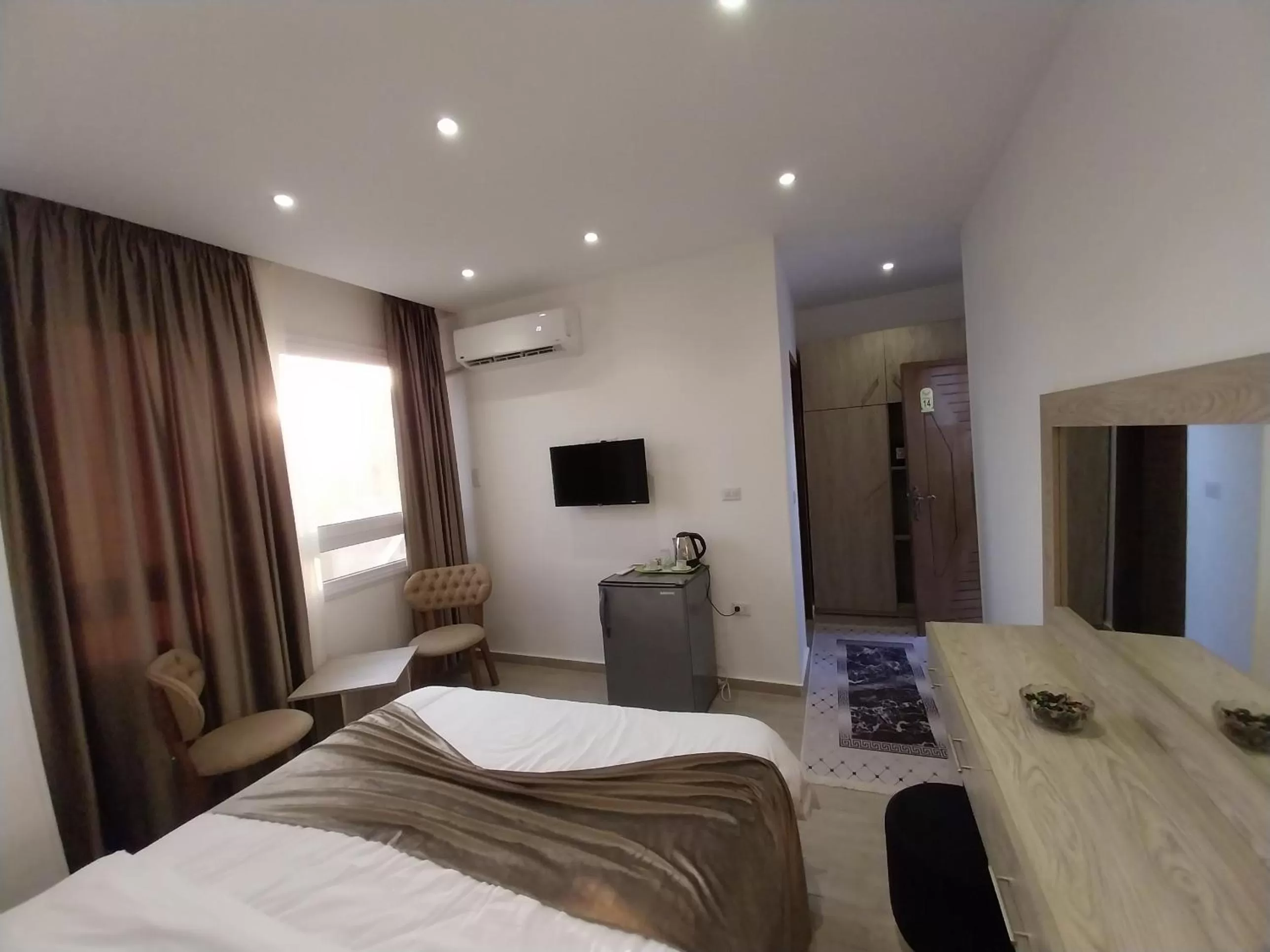 Bed in Eagles Pyramids View