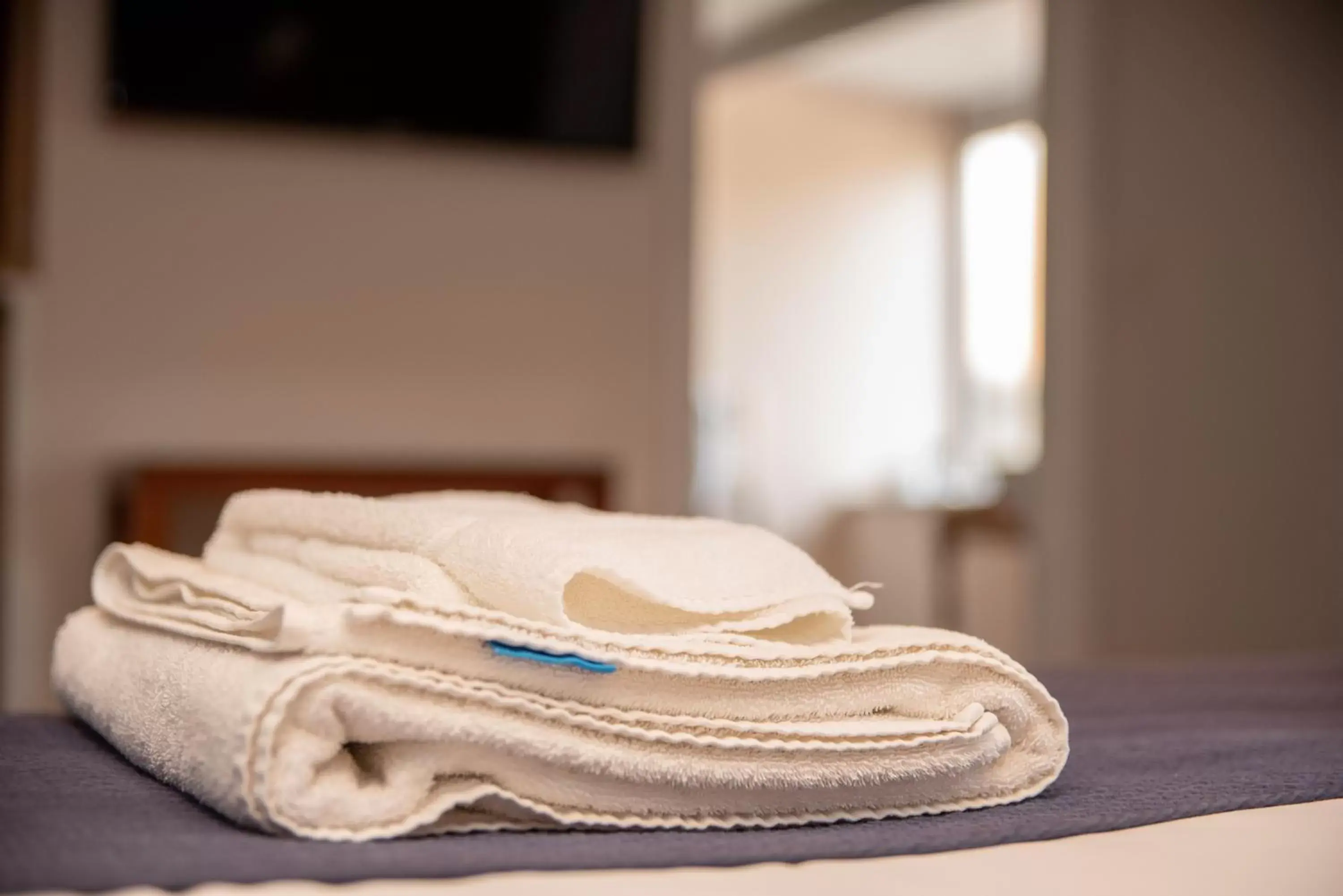 towels, Bed in The Oak House Hotel