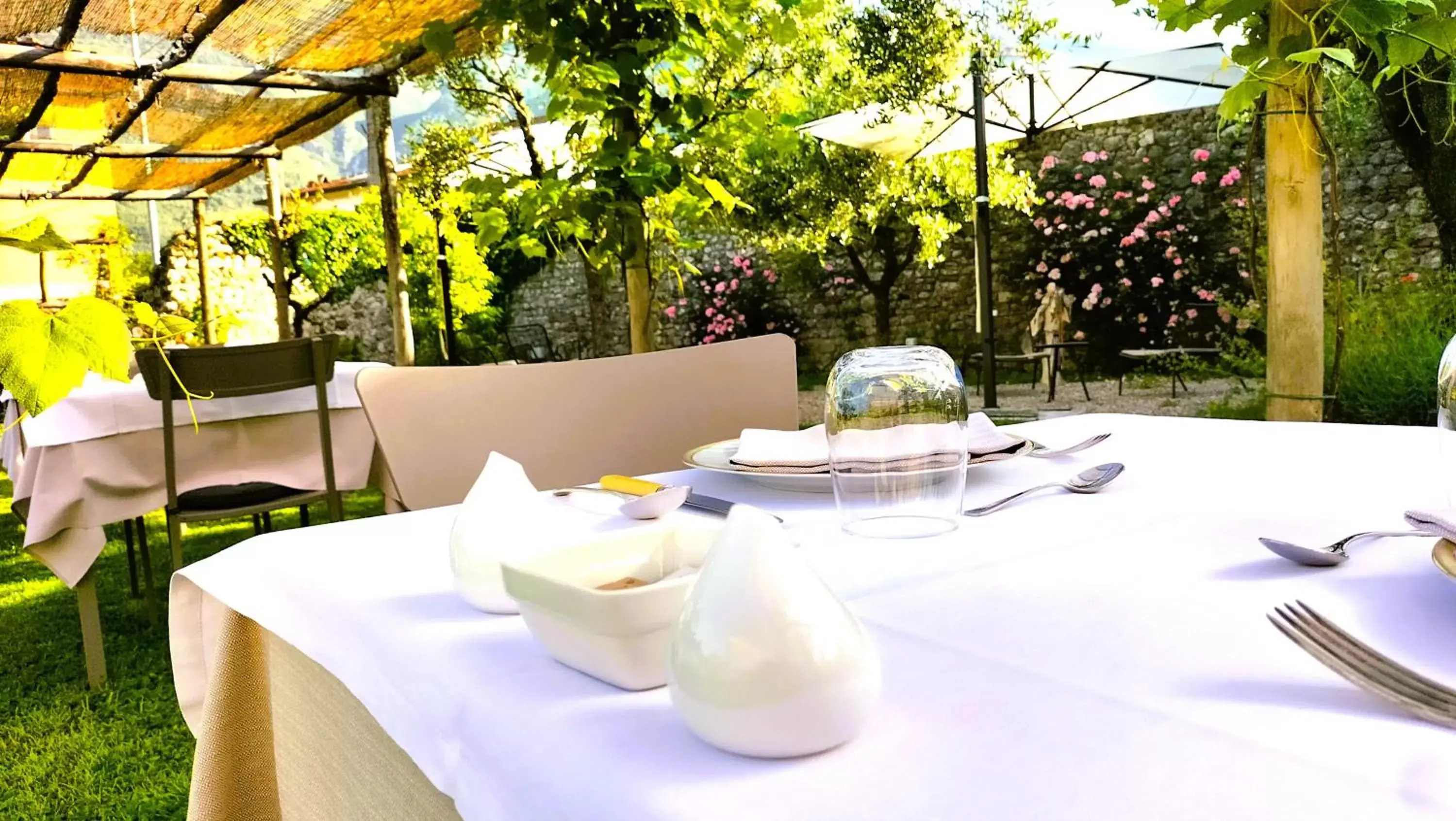 Garden view, Restaurant/Places to Eat in Badia Giulia Prestigious Historical B&B