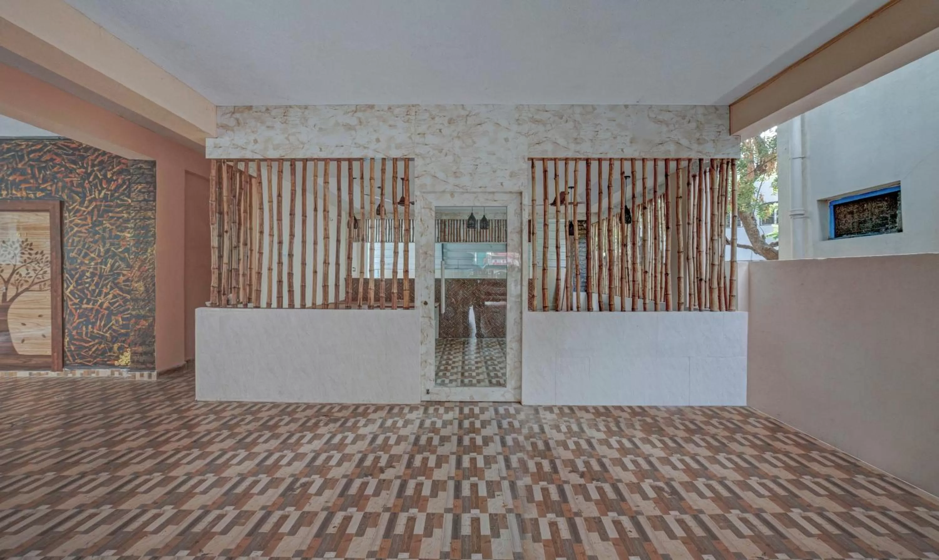 Facade/entrance in Treebo Seven Inn