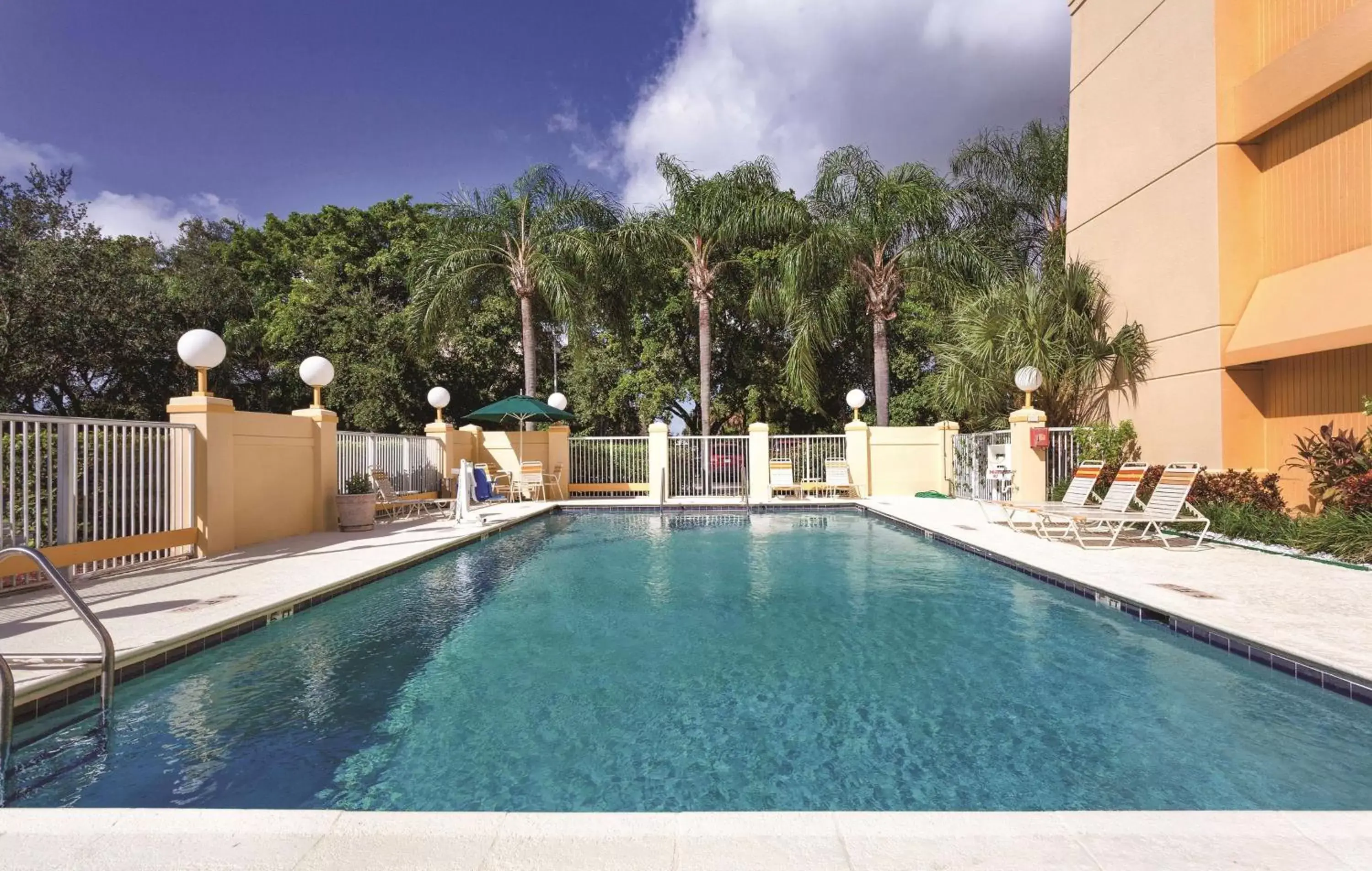 On site, Swimming Pool in La Quinta by Wyndham Miami Airport East