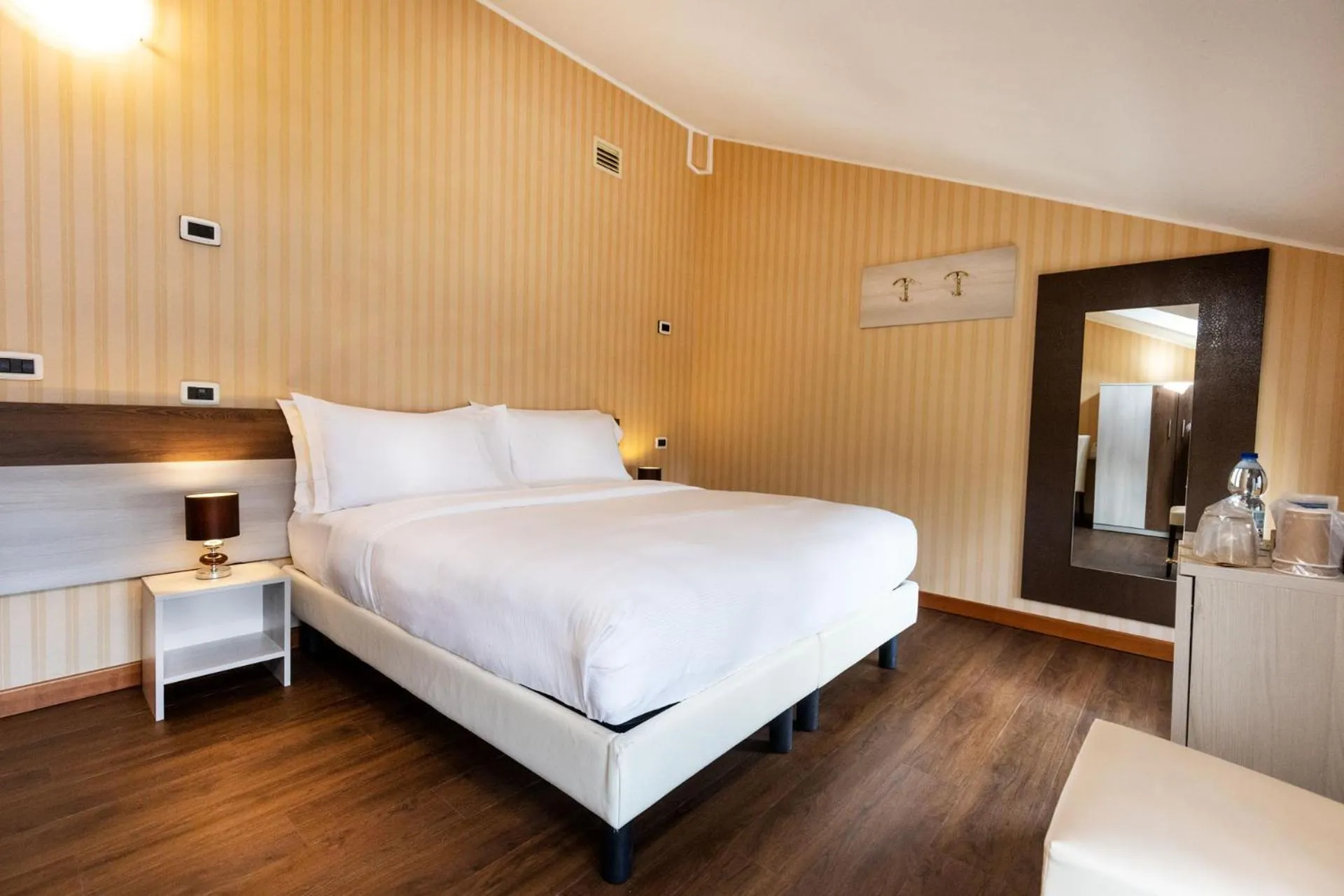 Photo of the whole room, Bed in Mefuta Hotel