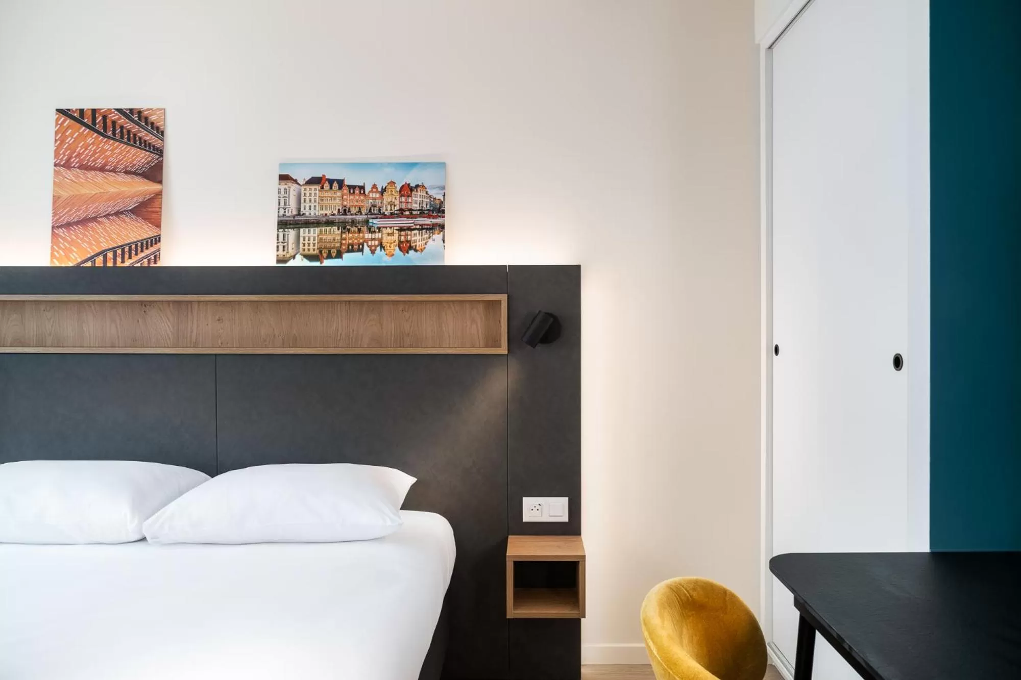 Bed in Adagio Access Gent Centrum Dampoort