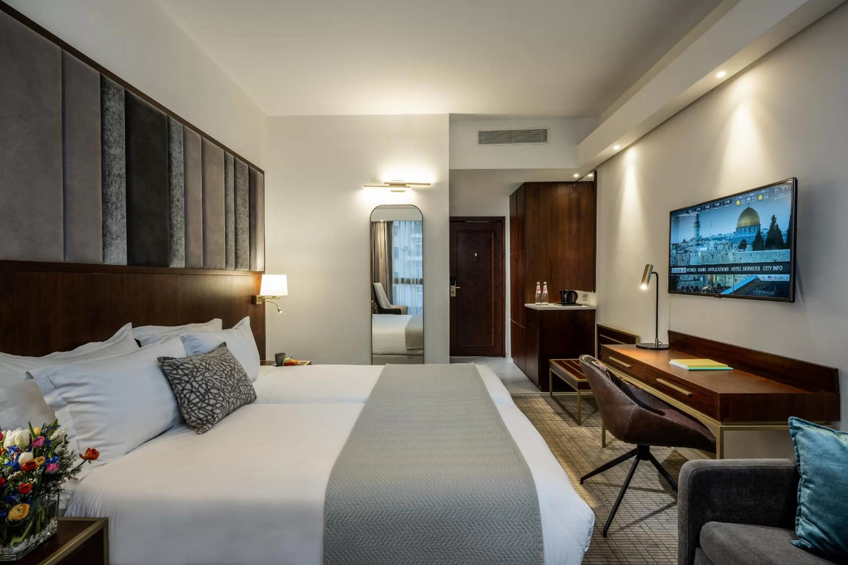 Bedroom, Bed in Olive Tree Hotel