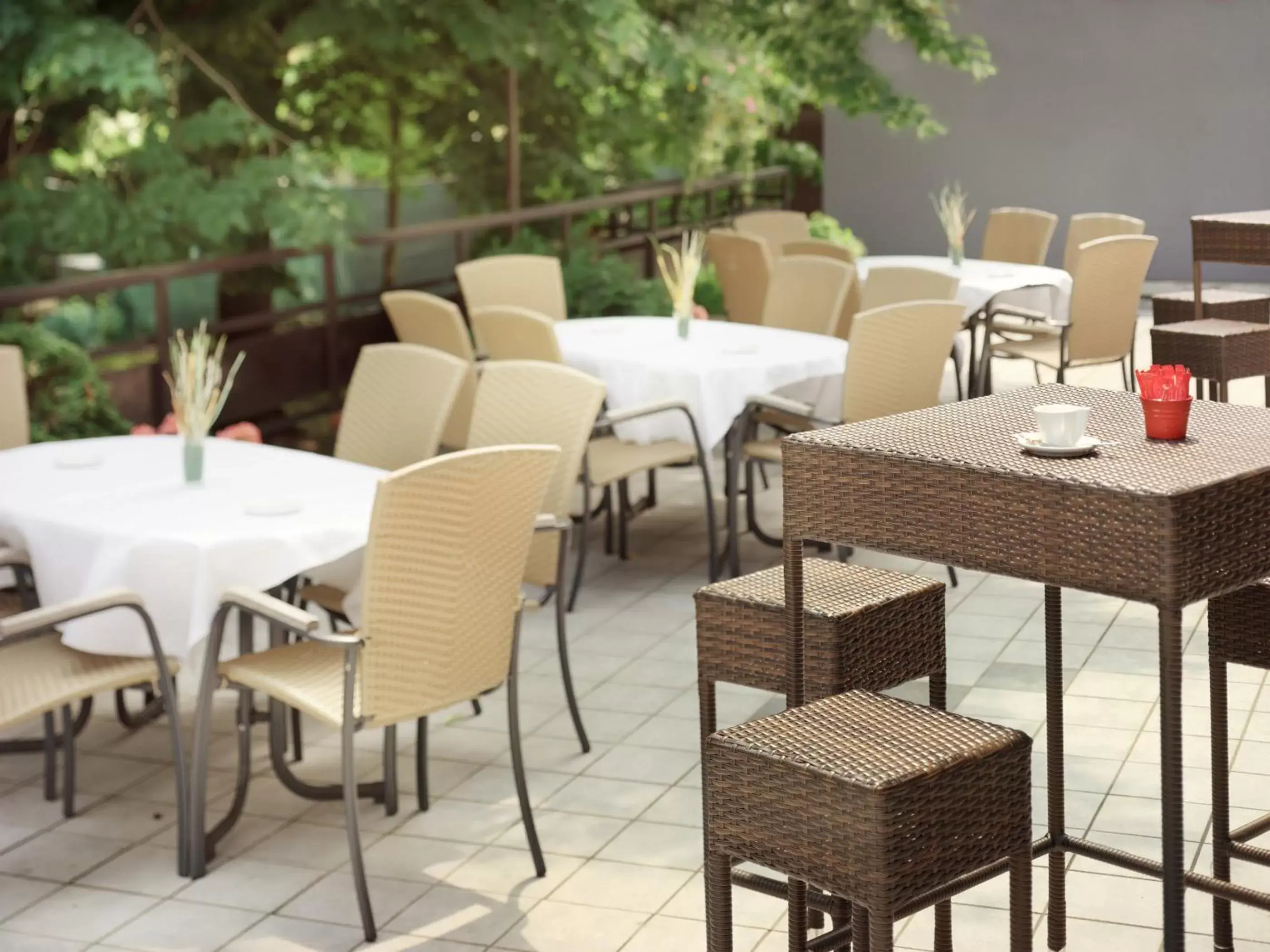 Balcony/Terrace, Restaurant/Places to Eat in Arion Airport Hotel