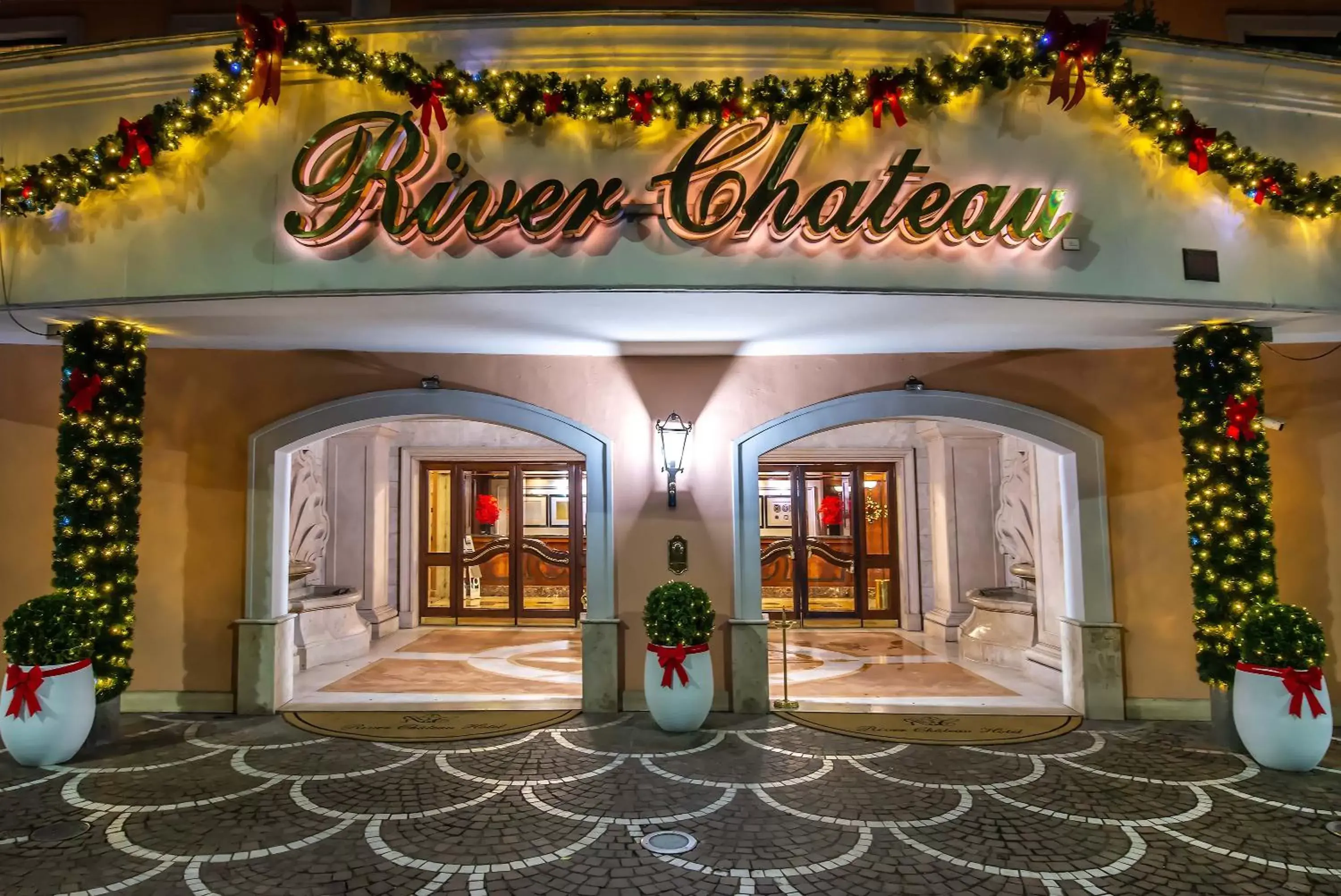 Facade/entrance in River Chateau Hotel