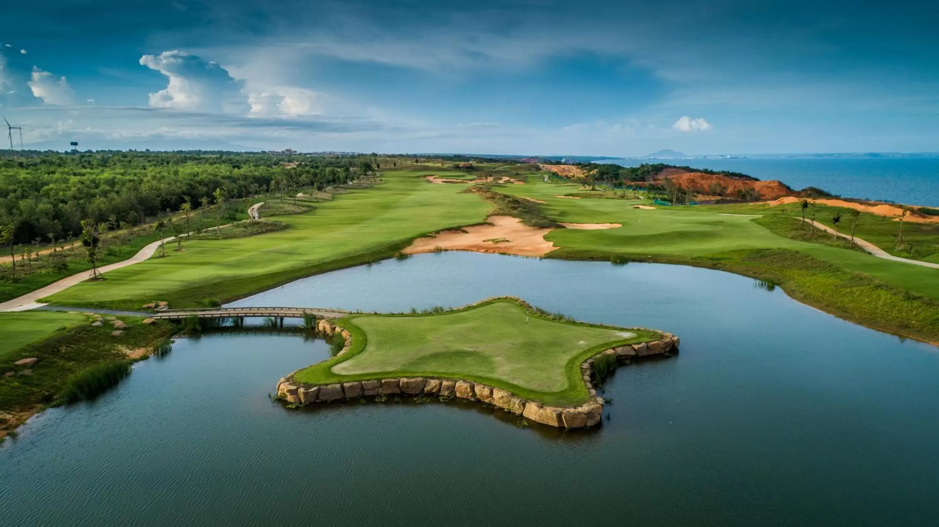 Golfcourse, Bird's-eye View in Radisson Resort Phan Thiet