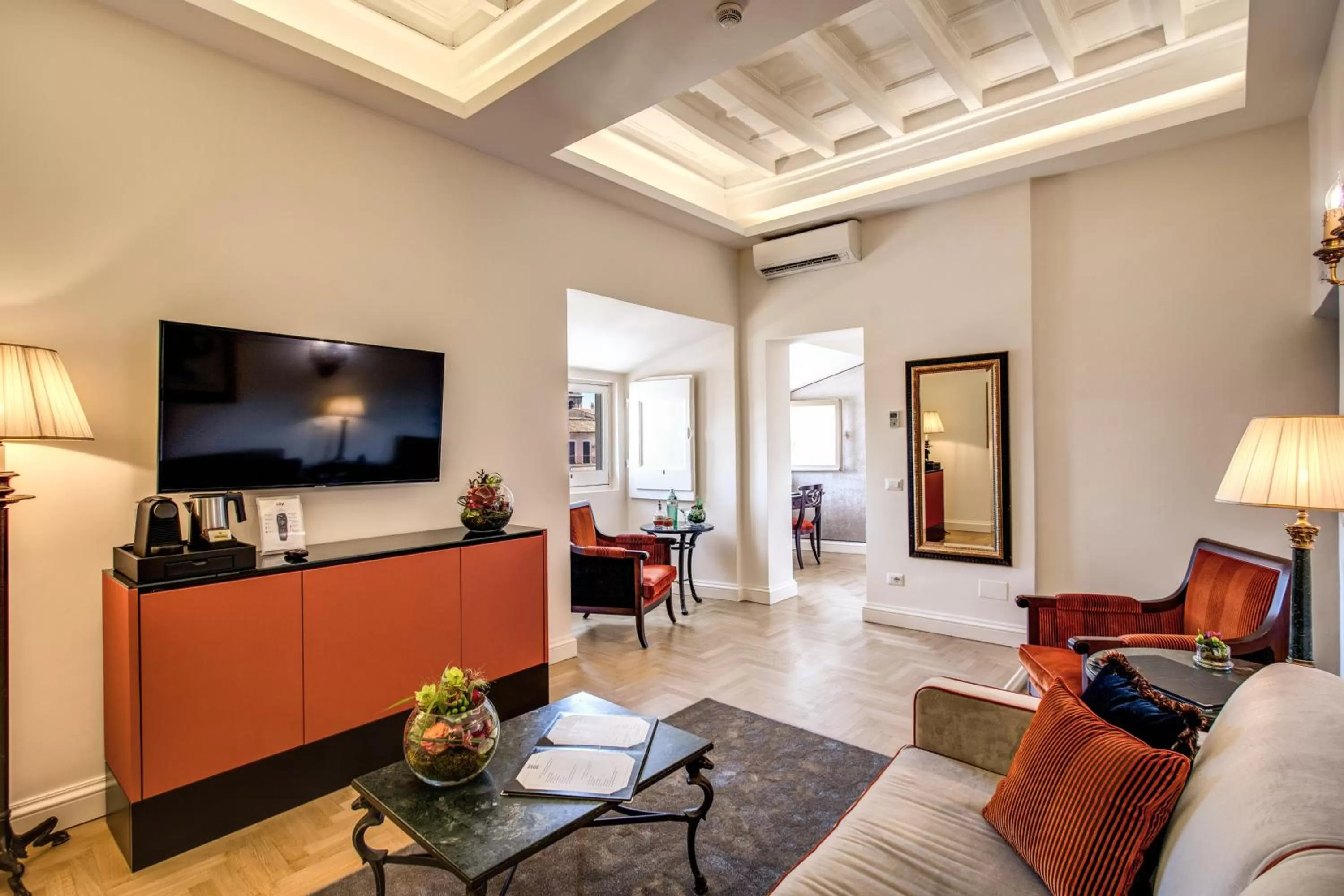 Deluxe Suite with View in Eitch Borromini Palazzo Pamphilj