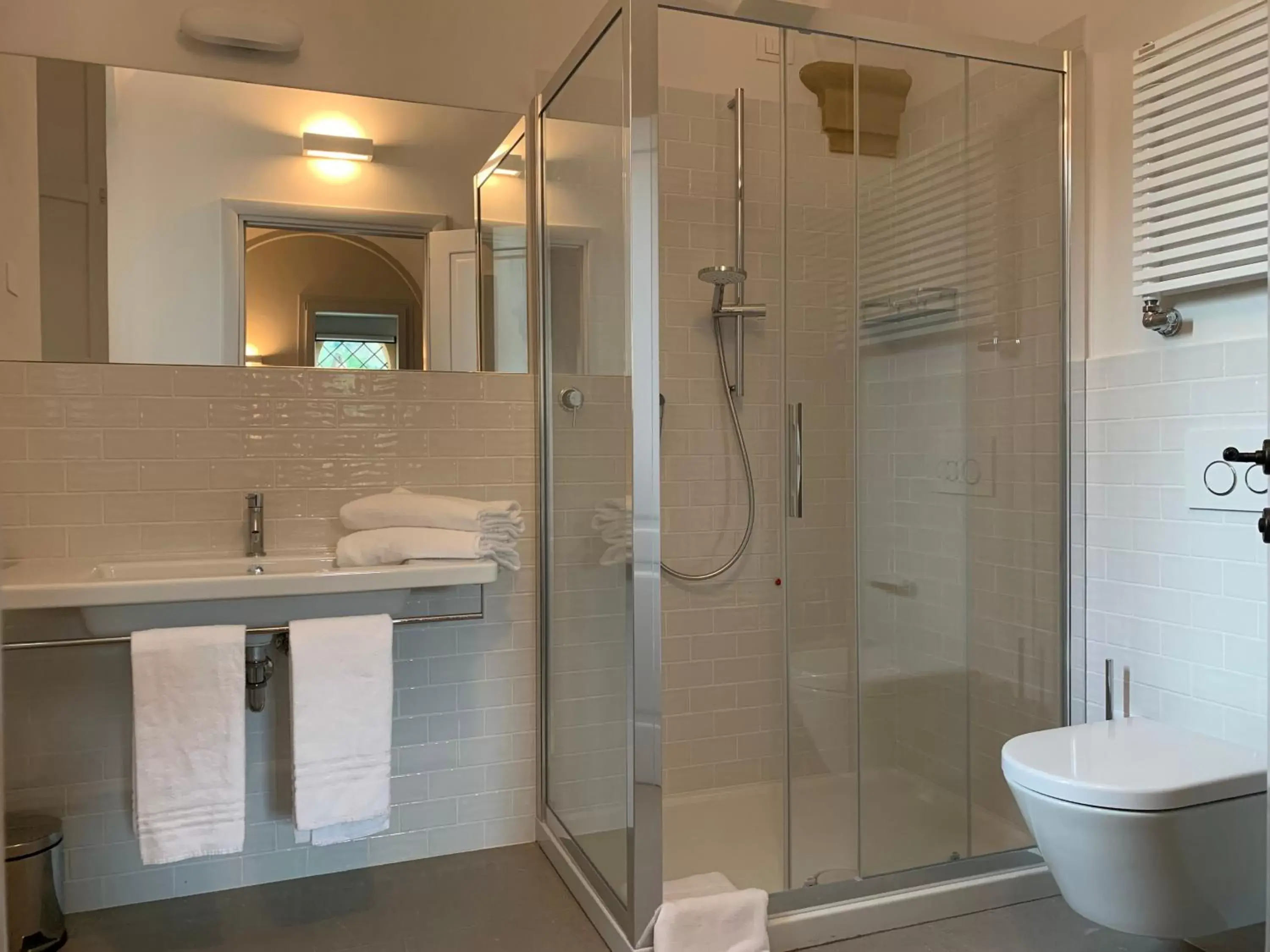 Shower, Bathroom in PALAZZO DE' ROSSI HOTEL