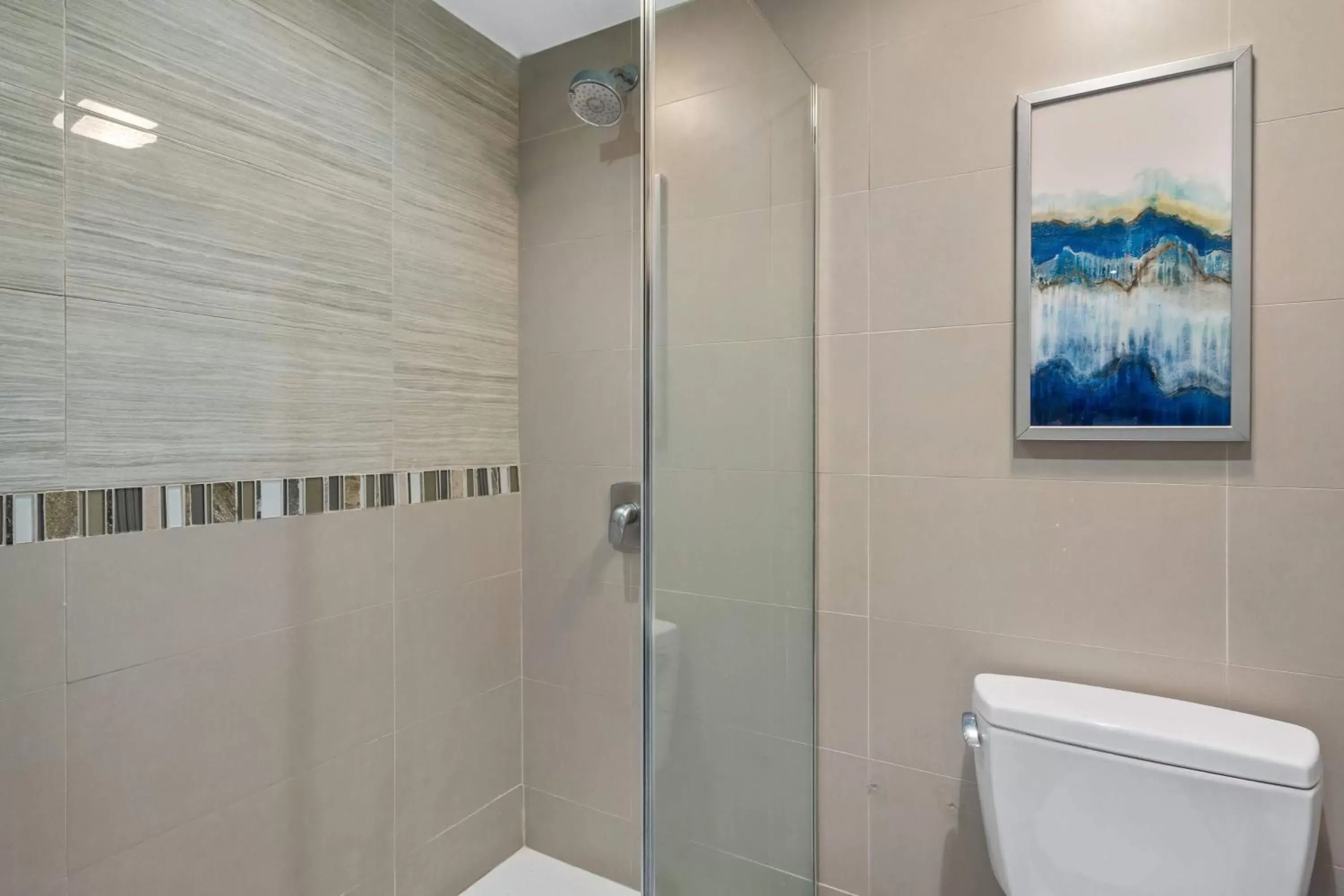 Shower, Bathroom in Abitta Boutique Hotel, Ascend Hotel Collection