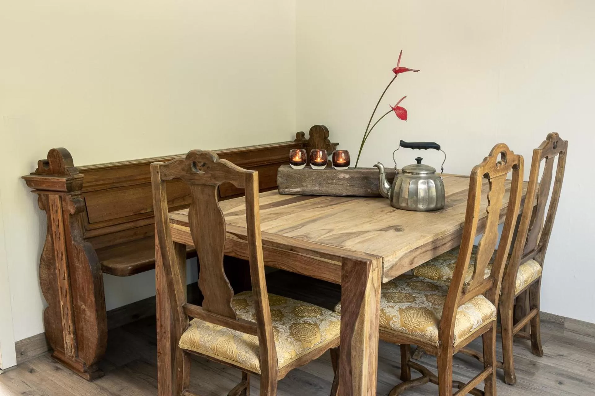 Kitchen or kitchenette in HeimatHerz Hotel Garni