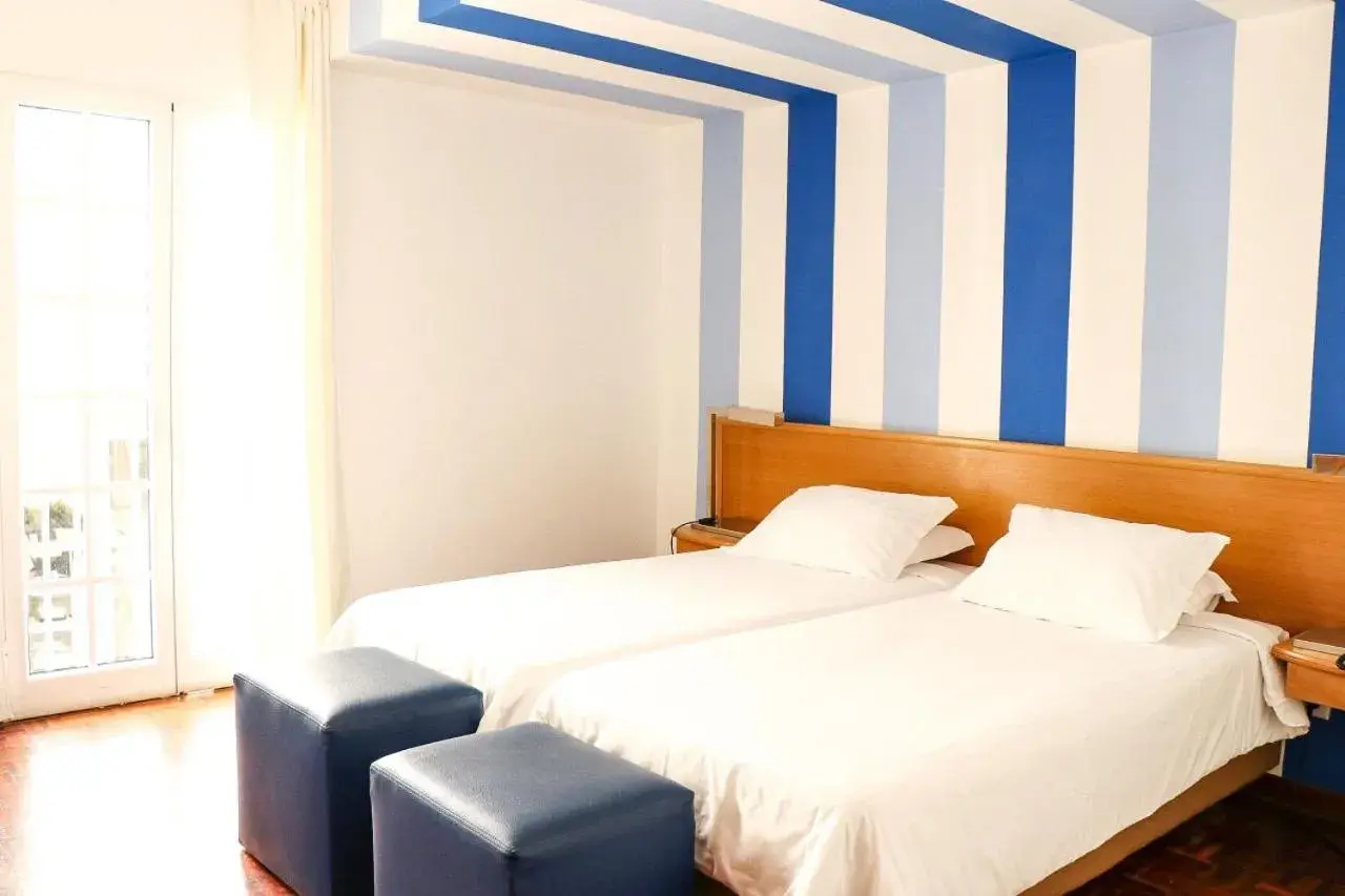Bedroom, Bed in Amparo