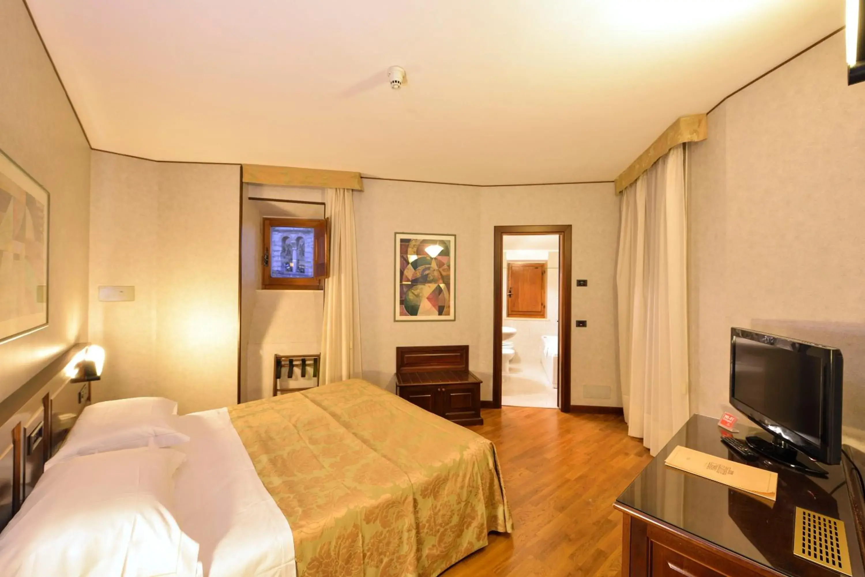 Photo of the whole room, TV/Entertainment Center in Hotel Fonte Cesia