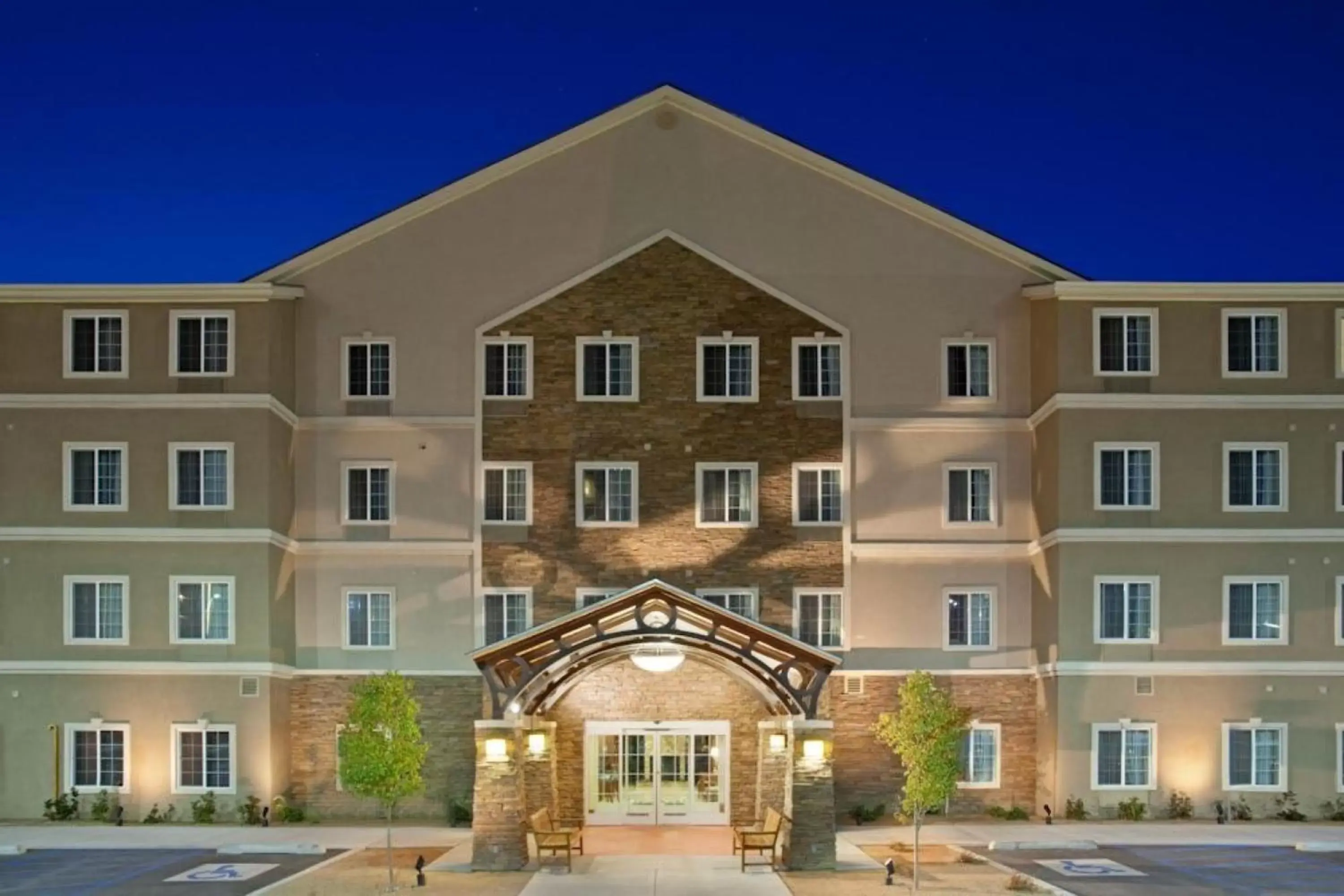 Property Building in Staybridge Suites - Albuquerque Airport, an IHG Hotel