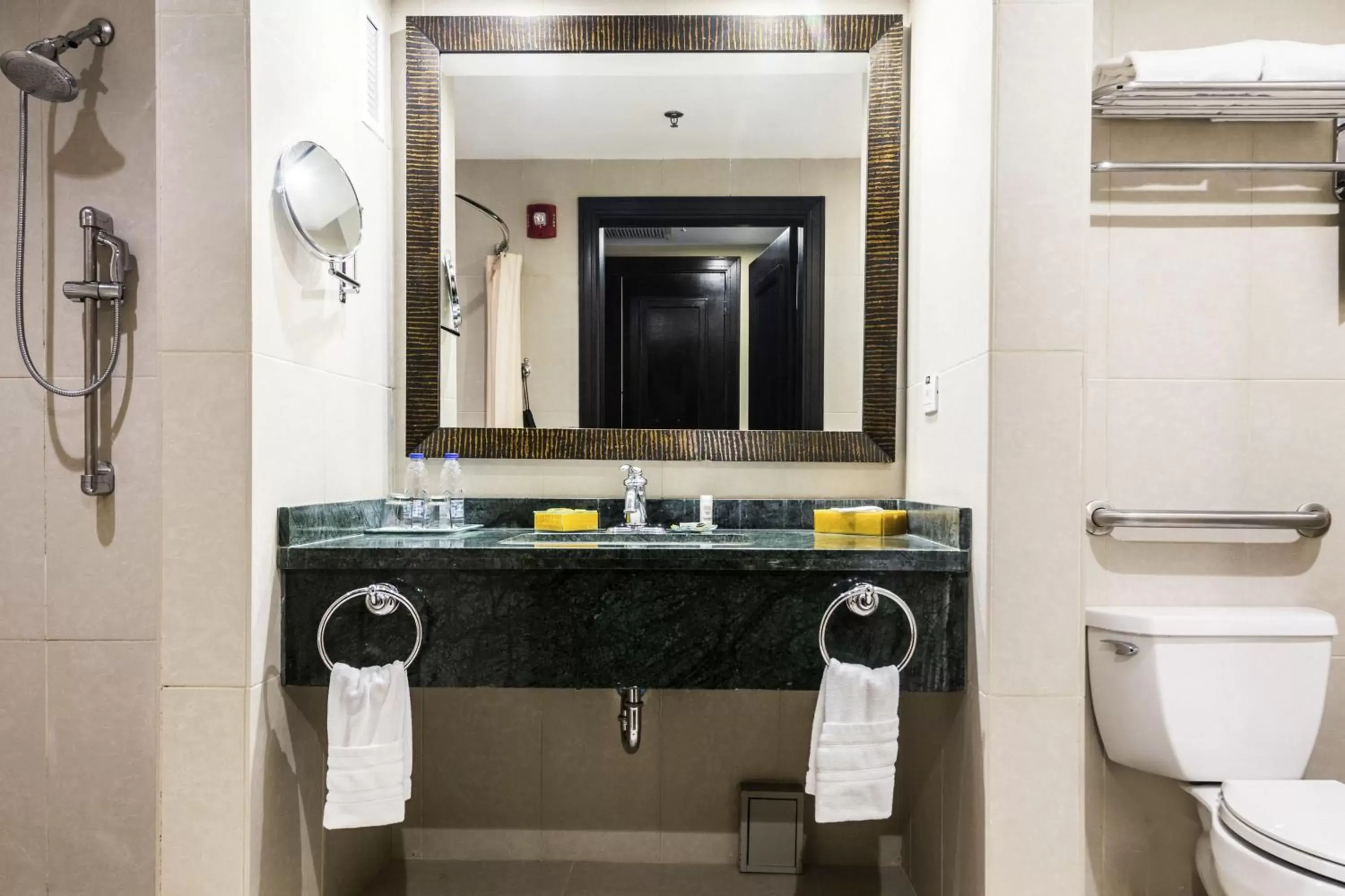 Bathroom in Renaissance Caracas La Castellana Hotel