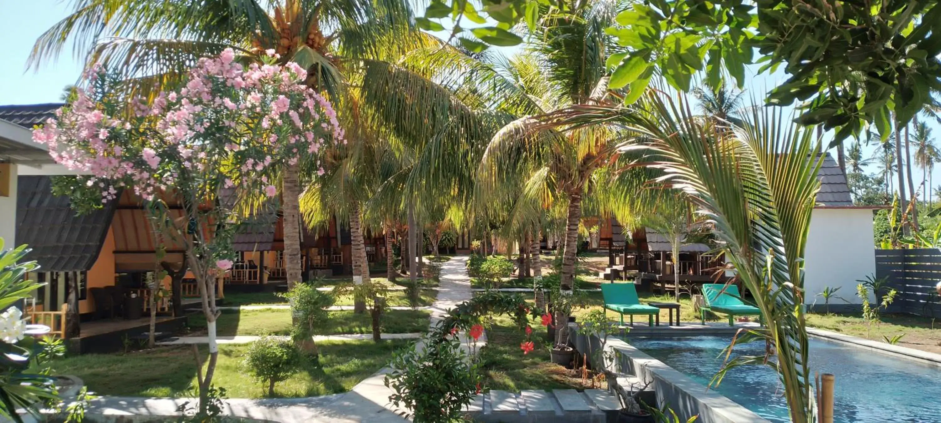 Garden, Swimming Pool in Pandan Bungalow