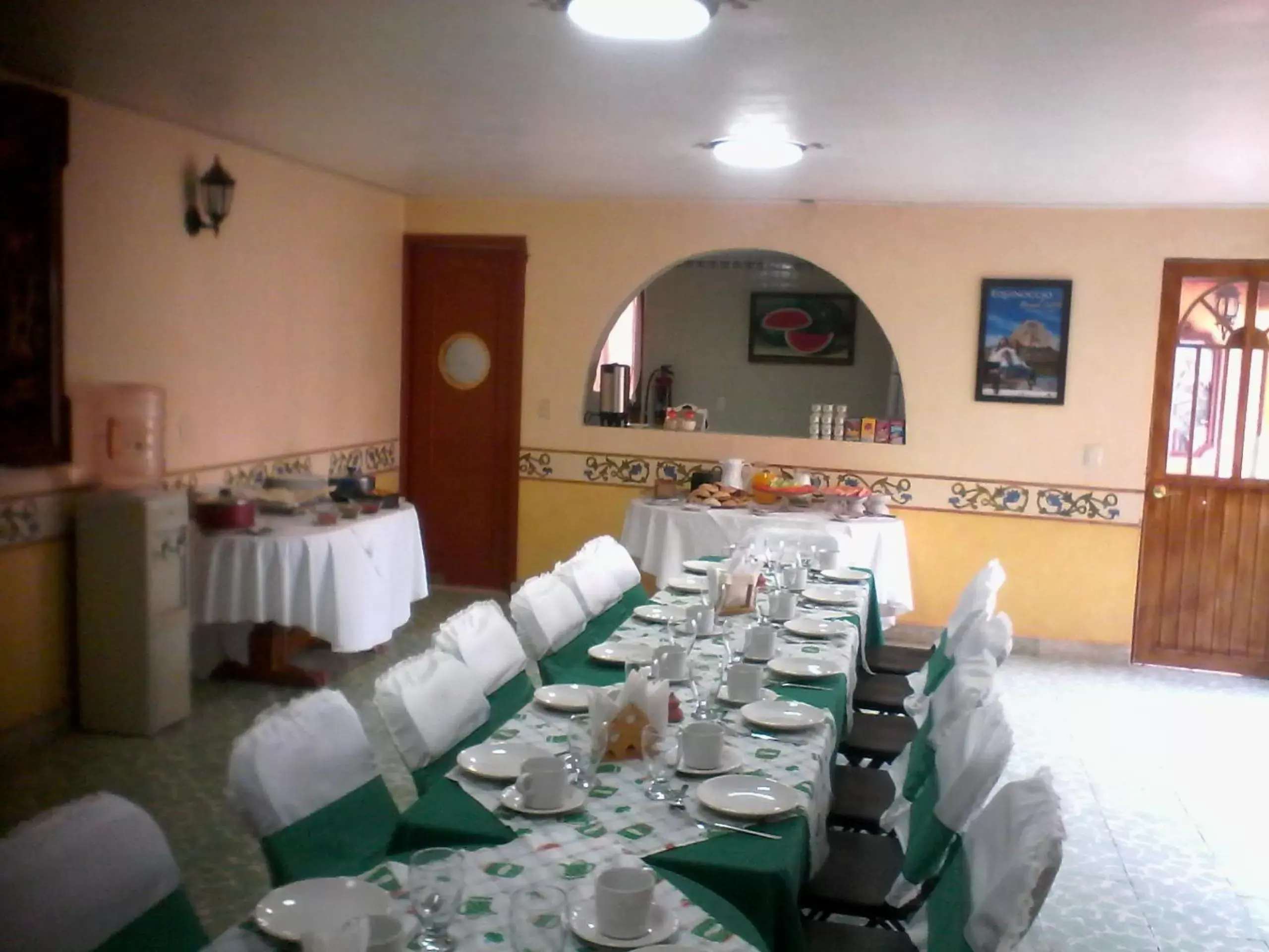 Banquet/Function facilities, Restaurant/Places to Eat in Hotel Feregrino