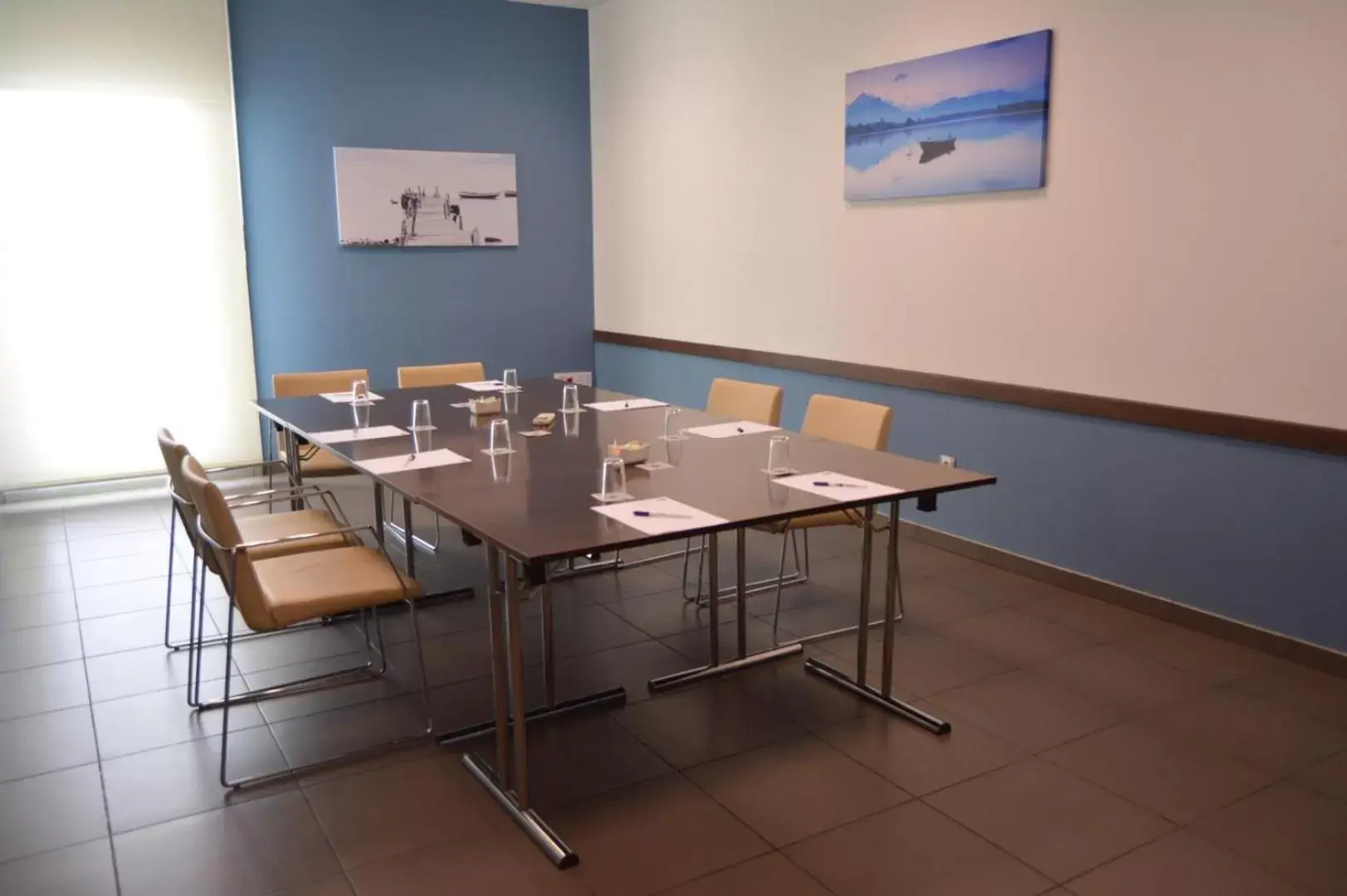 Meeting/conference room in Holiday Inn Express Vitoria