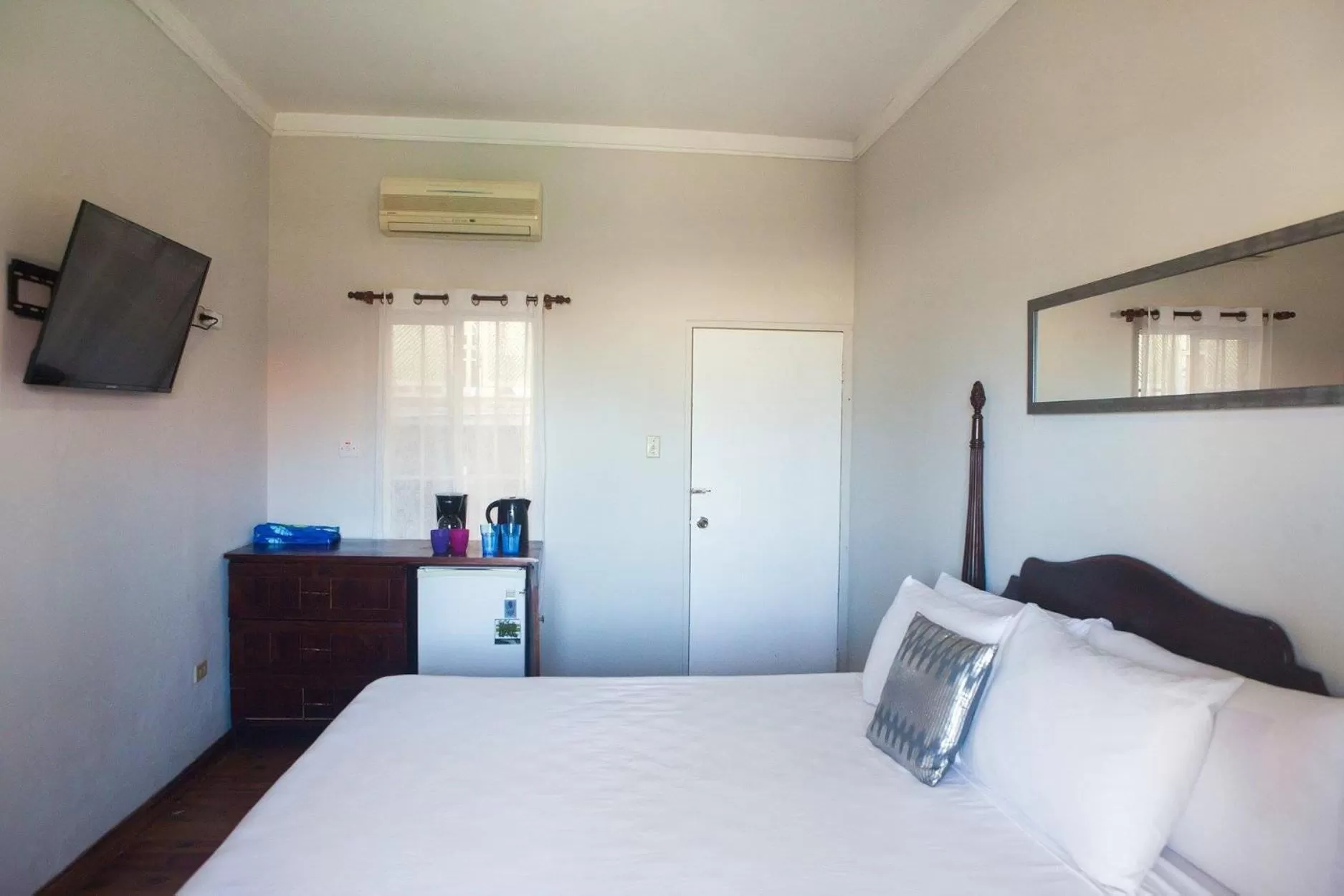 Bed in Caribic House