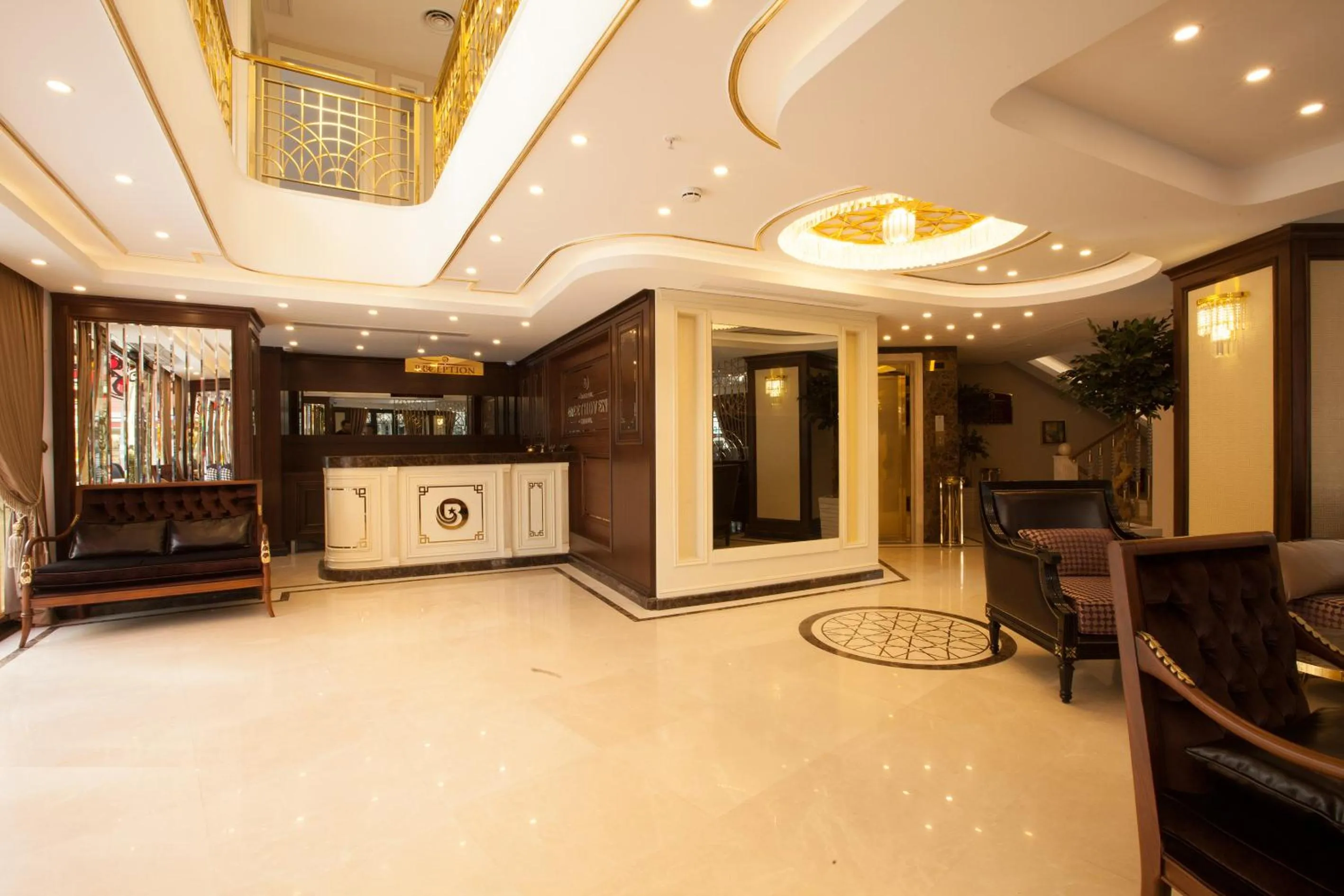 Lobby or reception in Beethoven Hotel - Special Category