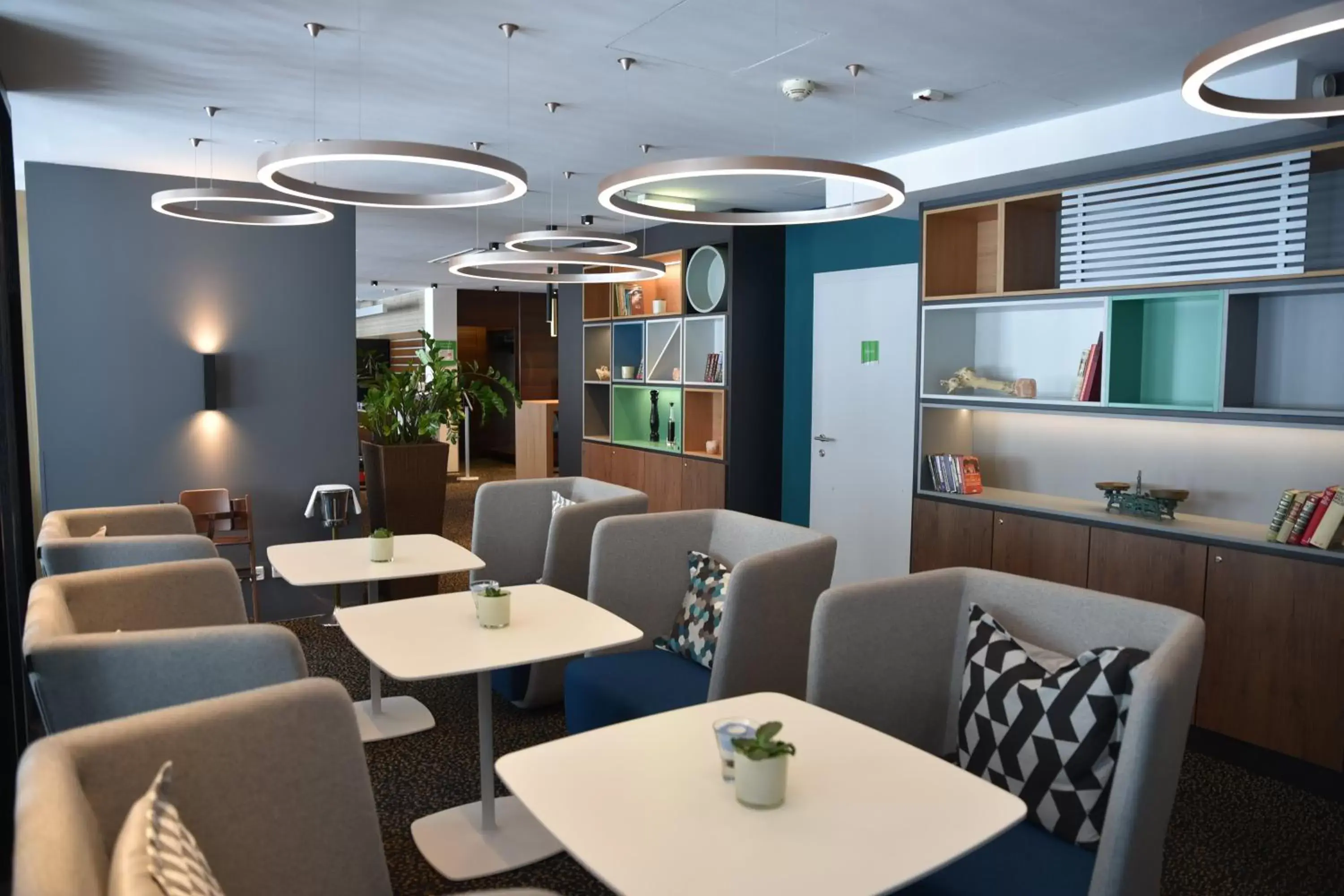 Property building, Restaurant/Places to Eat in Holiday Inn - Salzburg City, an IHG Hotel