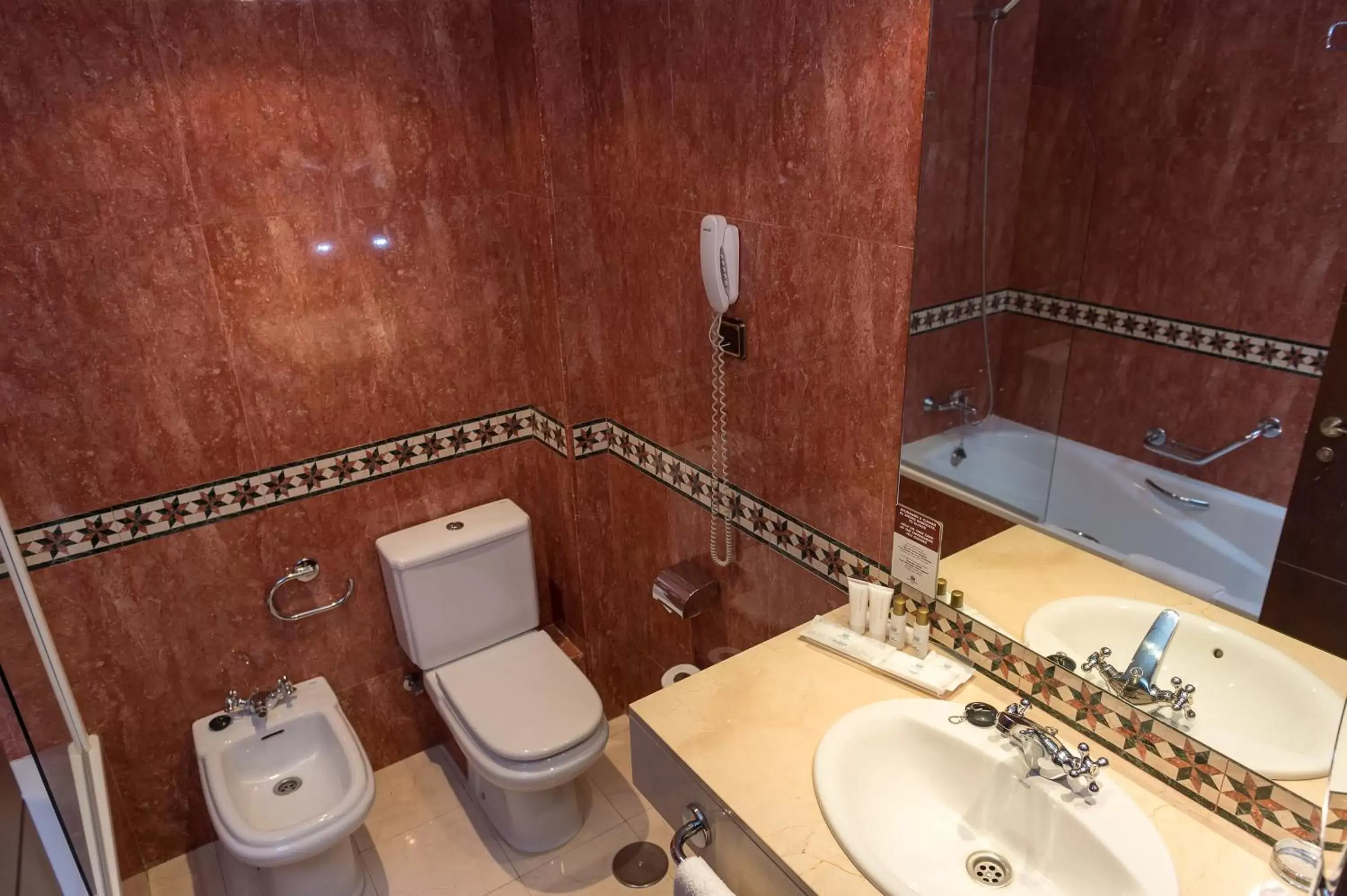 Bathroom in Palacio Valderrabanos