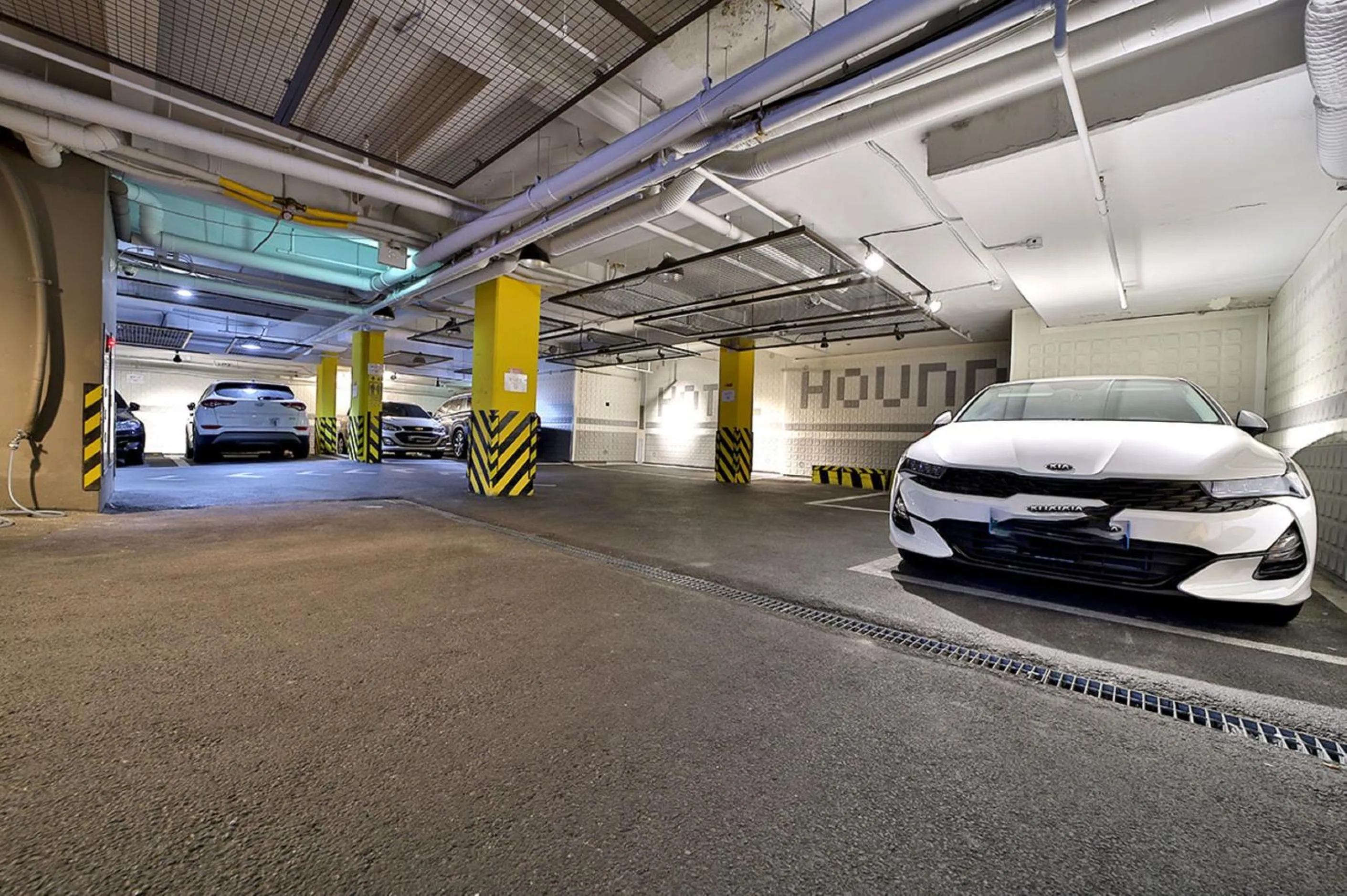 Seomyeon Hound Hotel 1st Street