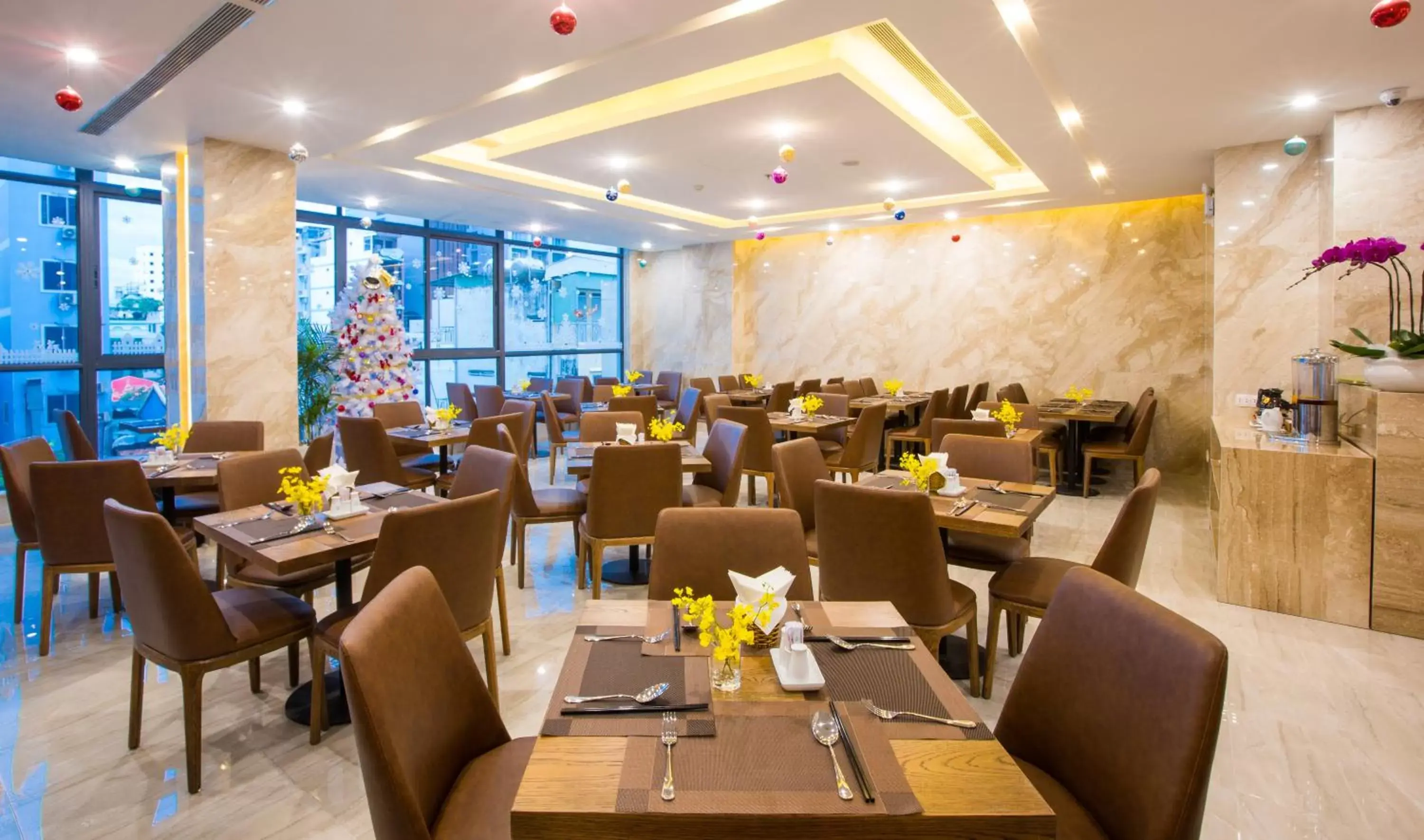 Restaurant/places to eat in DTX Hotel Nha Trang Restaurant/places to eat in DTX Hotel Nha Trang