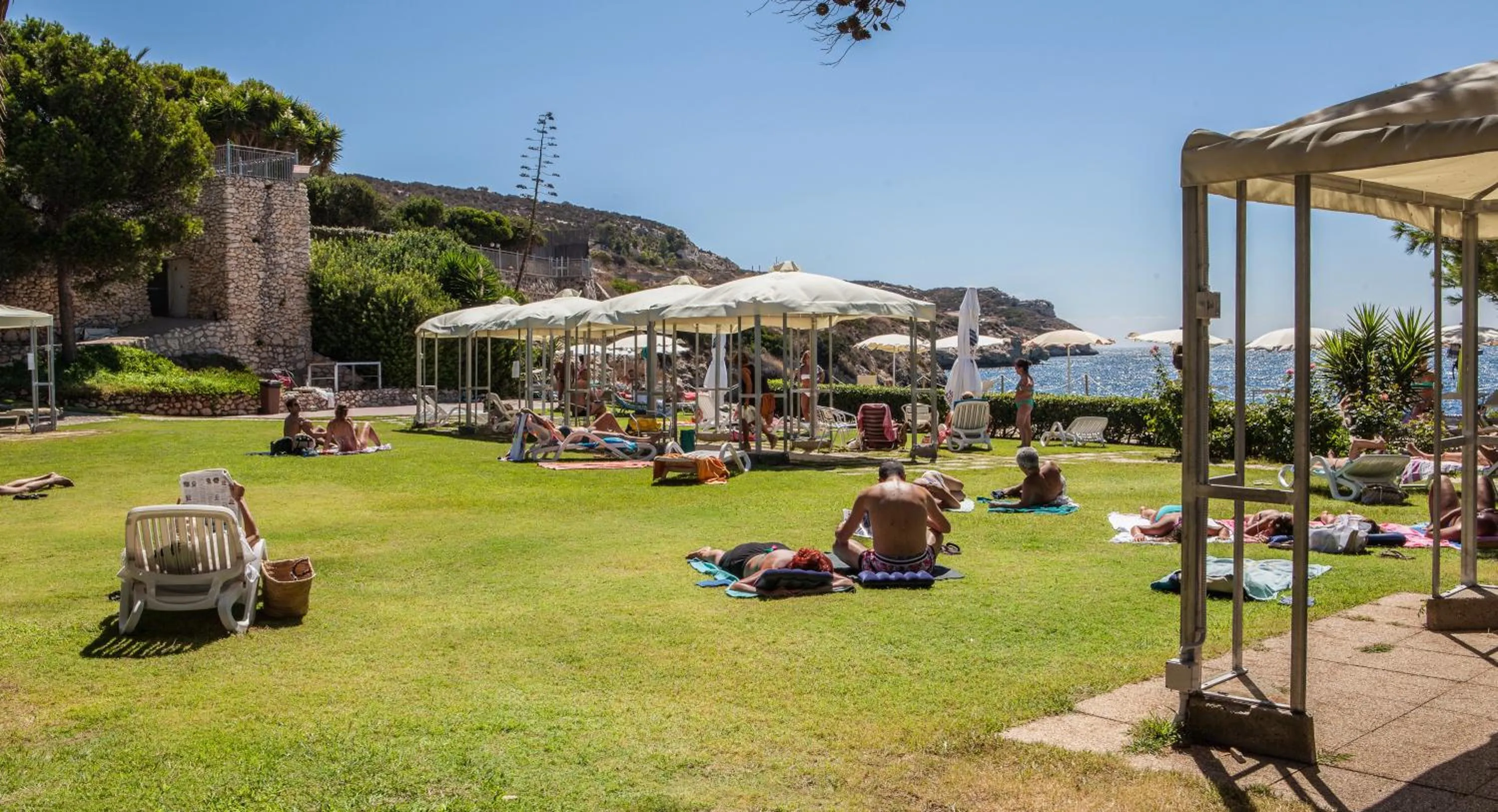 Restaurant/places to eat in Hotel Calamosca