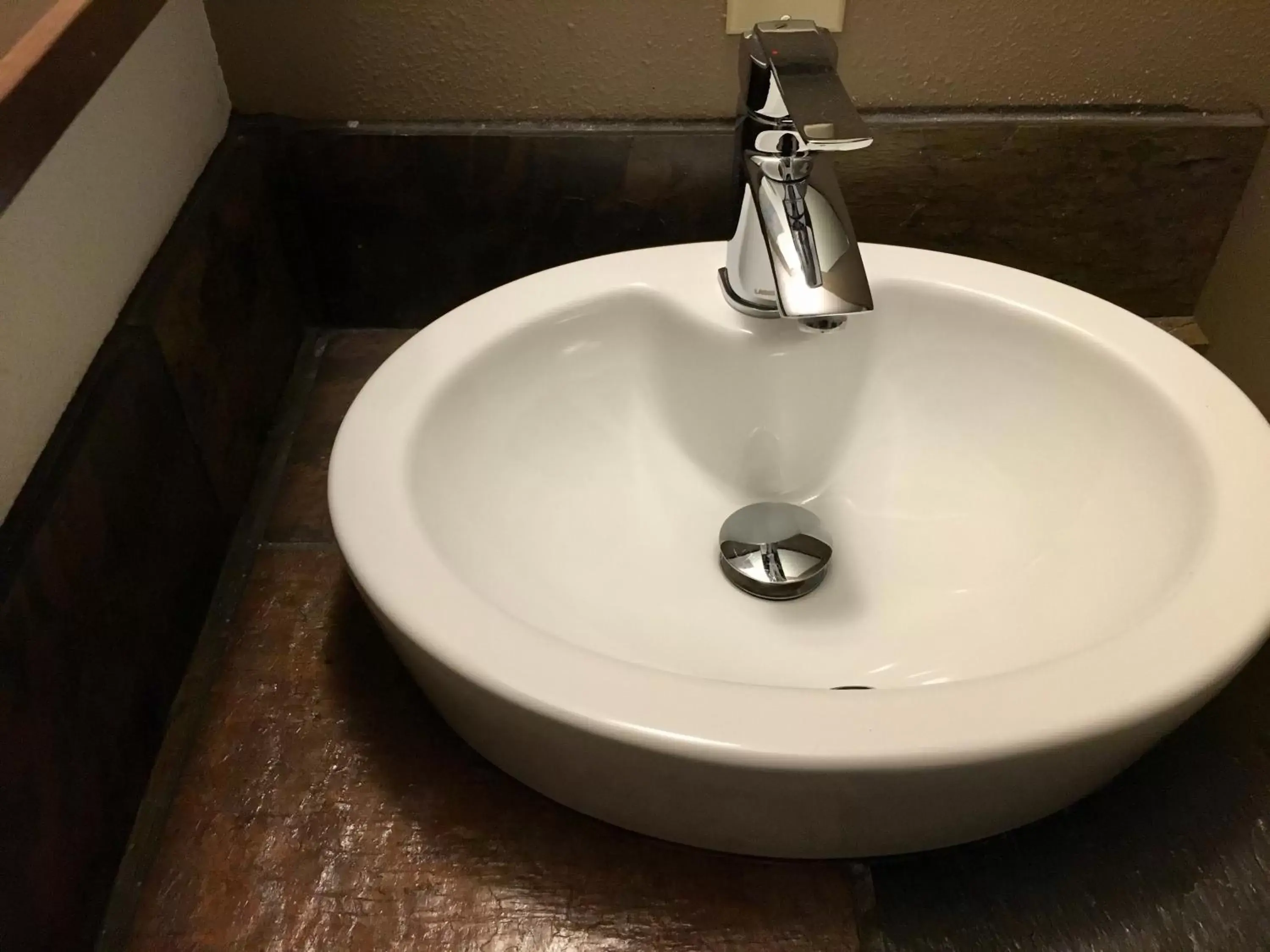 Bathroom in The Canterbury Inn of Downtown Invermere