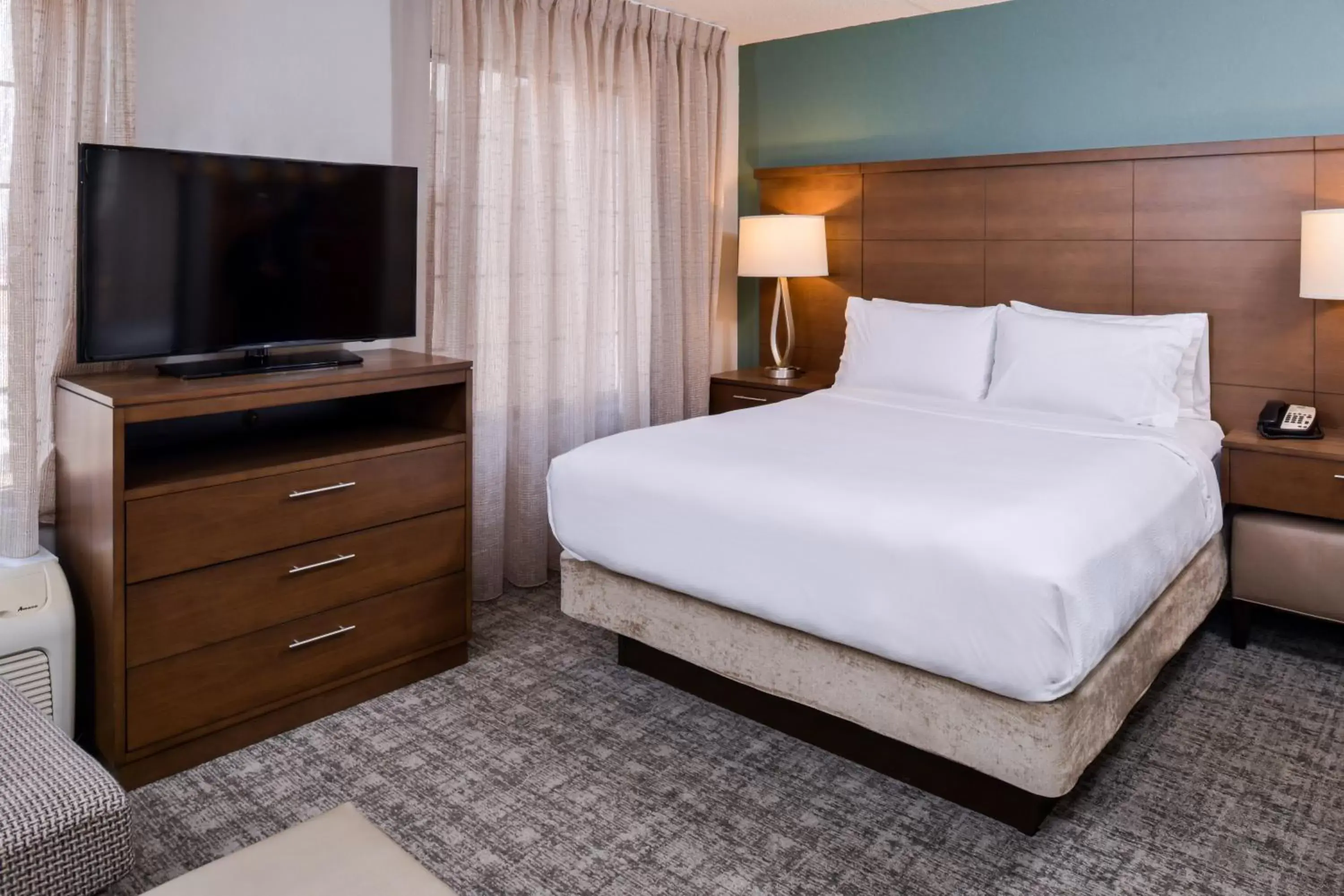 Photo of the whole room, Bed in Staybridge Suites Indianapolis Downtown-Convention Center, an IHG Hotel