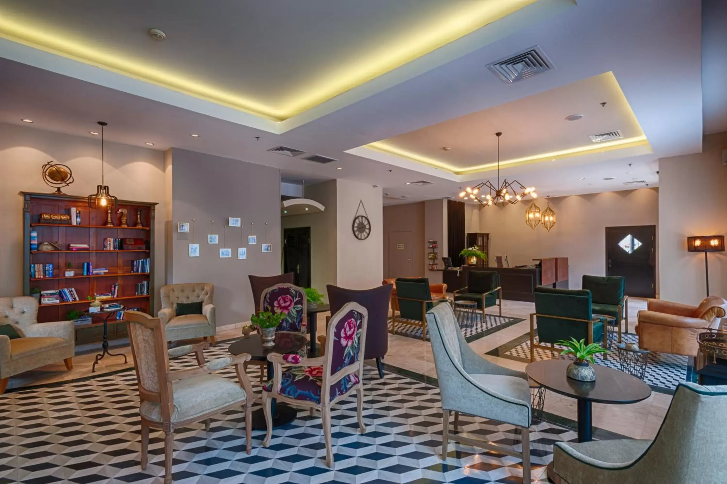 Library, Restaurant/Places to Eat in Eldan Hotel