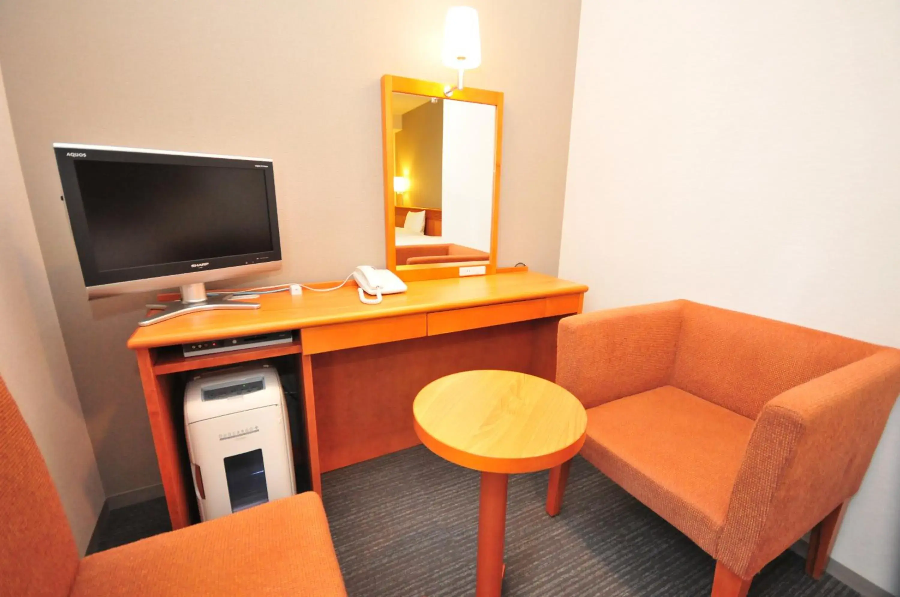 Bedroom, TV/Entertainment Center in Hotel Premium Green Plus