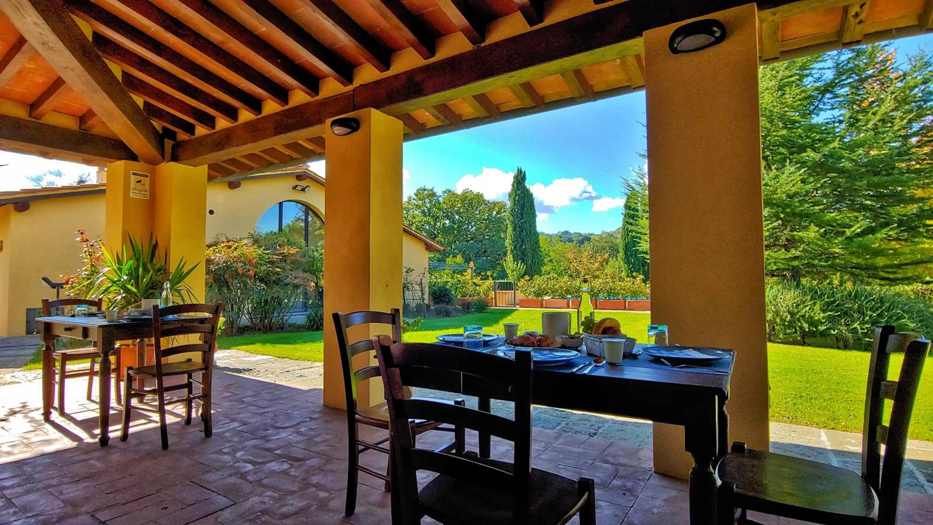 Breakfast in Torrebianca Tuscany