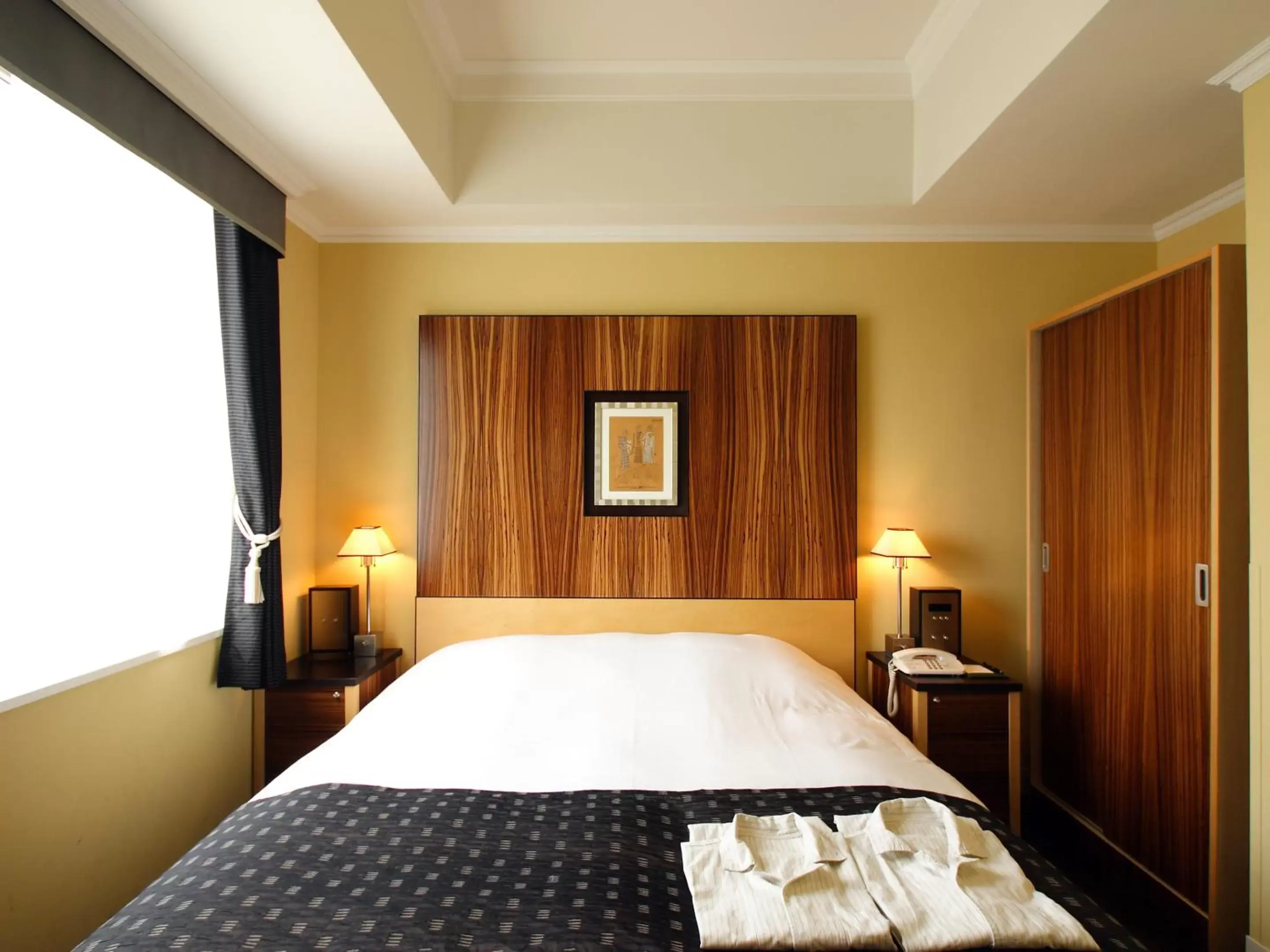 Bed in Hotel Monterey La Soeur Fukuoka