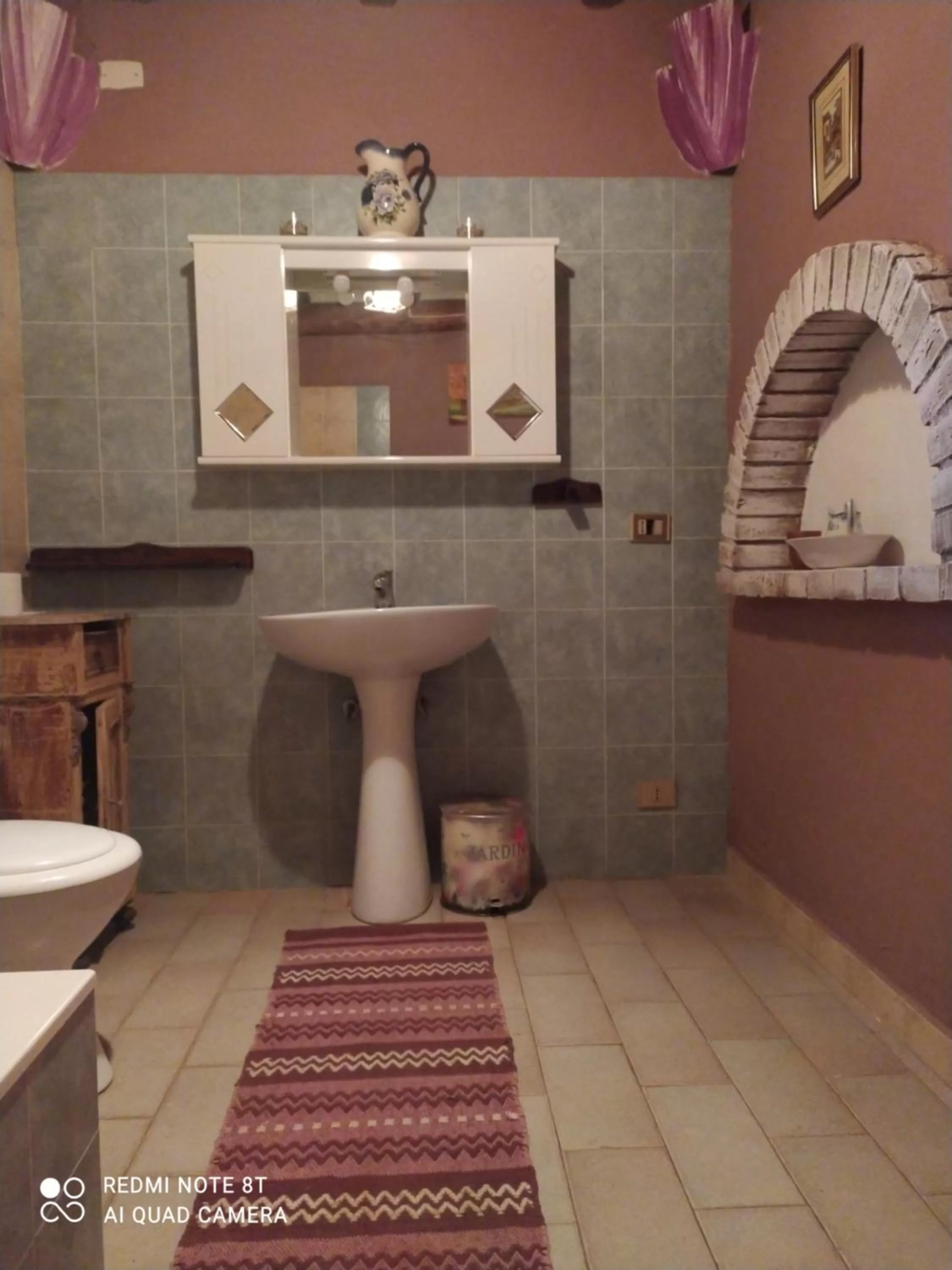 Toilet in Il Nuraghe