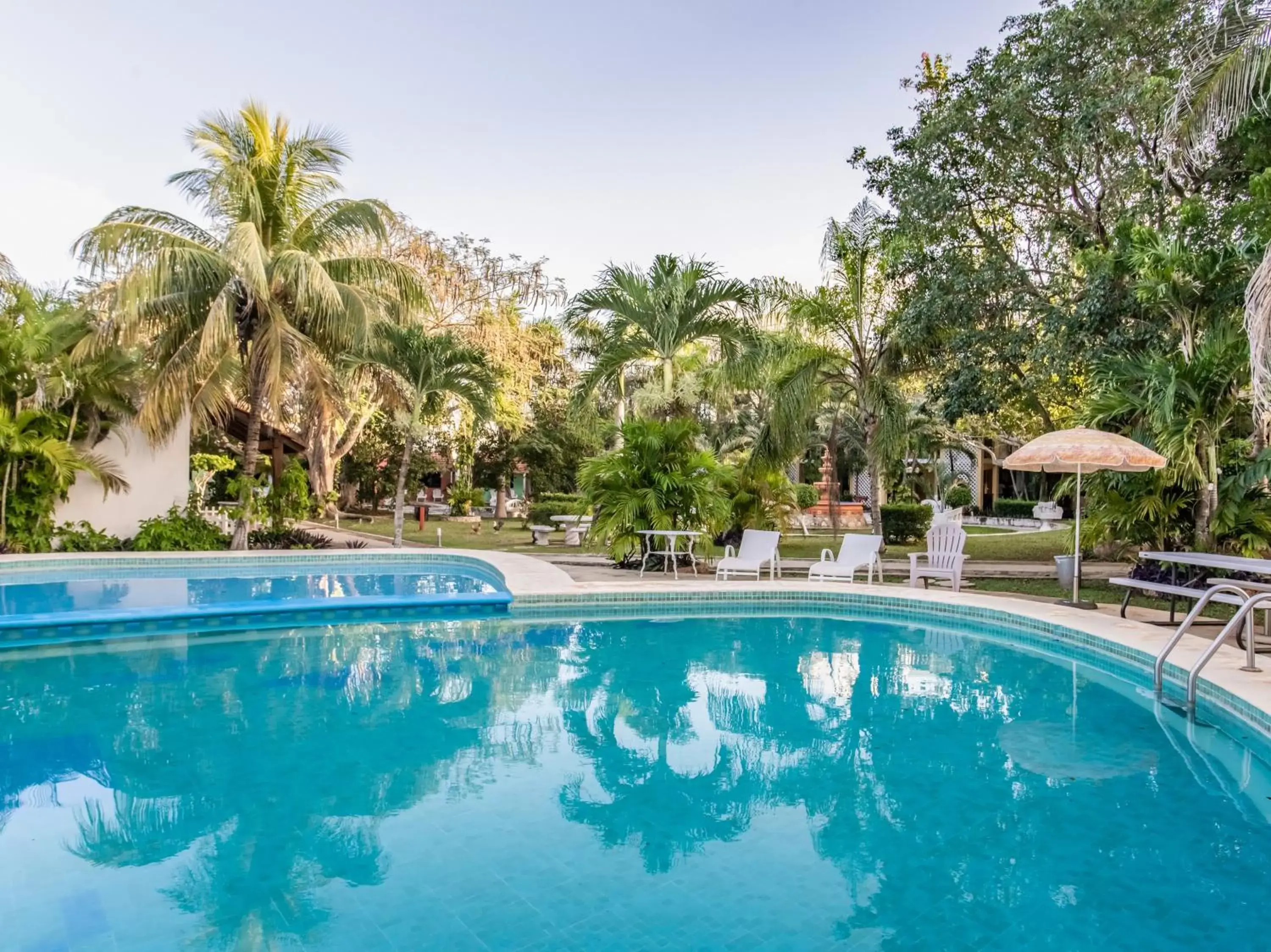 Swimming Pool in Hotel Hacienda Sánchez