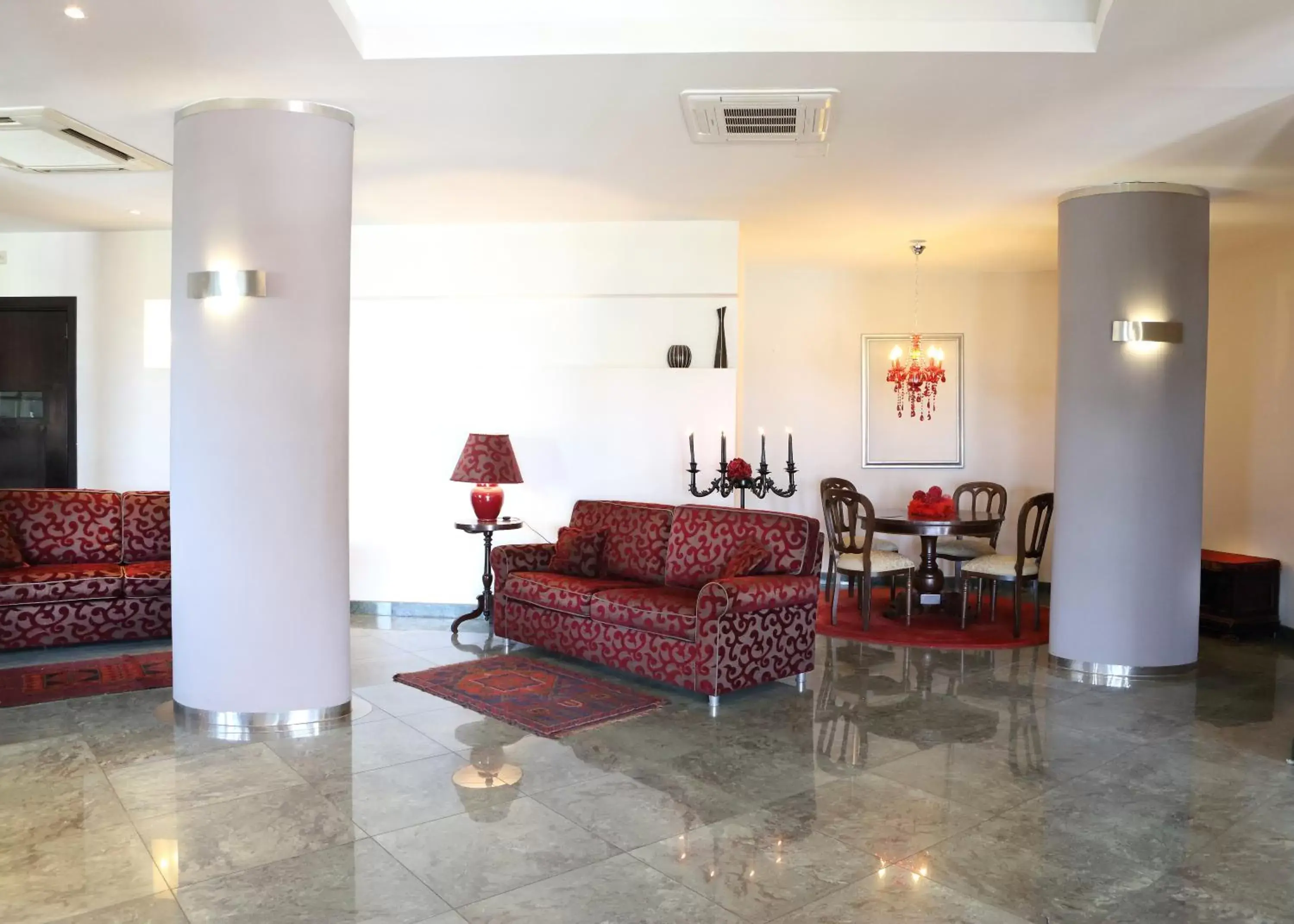 Communal lounge/ TV room, Lobby/Reception in Villa Michelangelo
