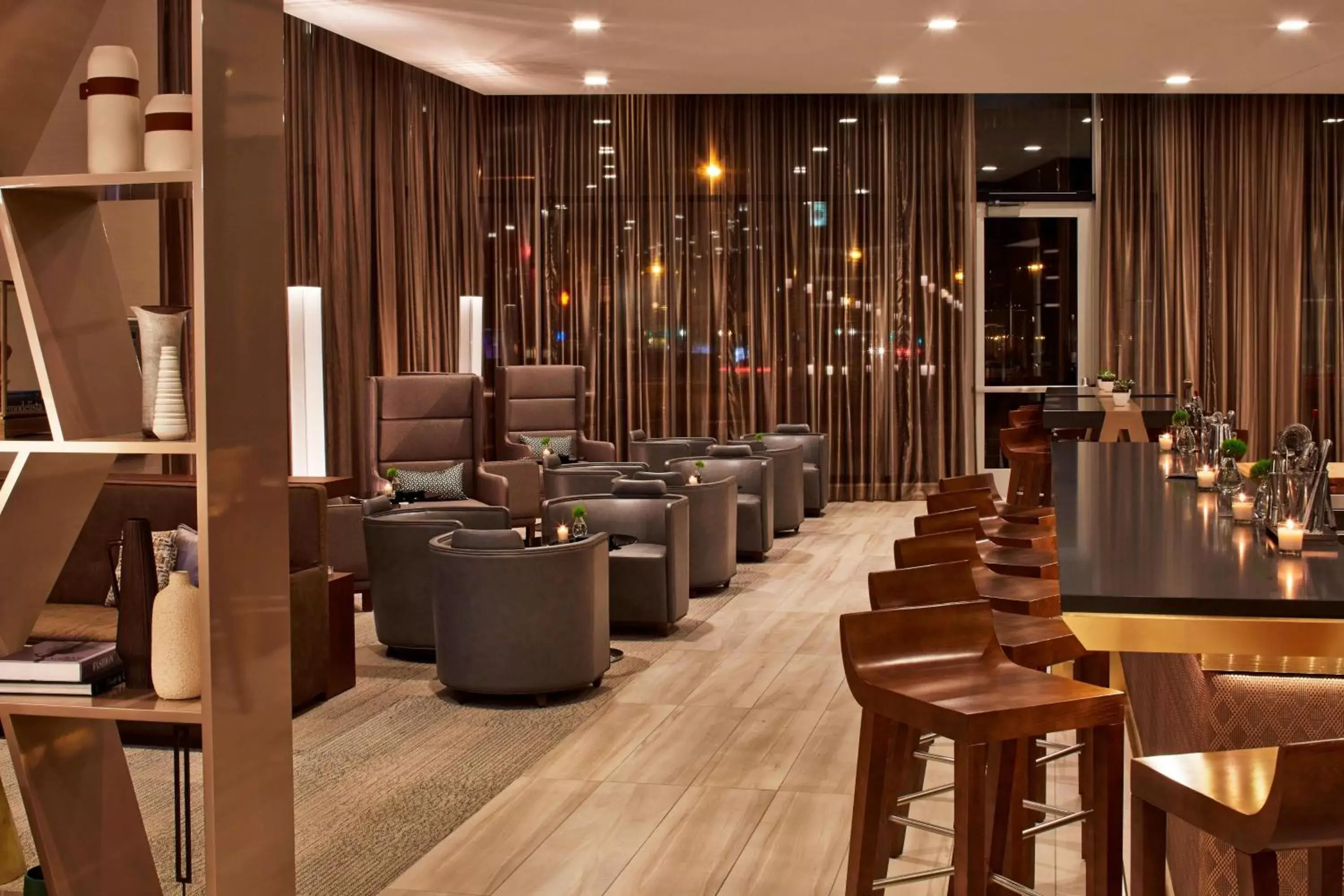 Lounge or bar, Lounge/Bar in AC Hotel by Marriott Minneapolis Downtown