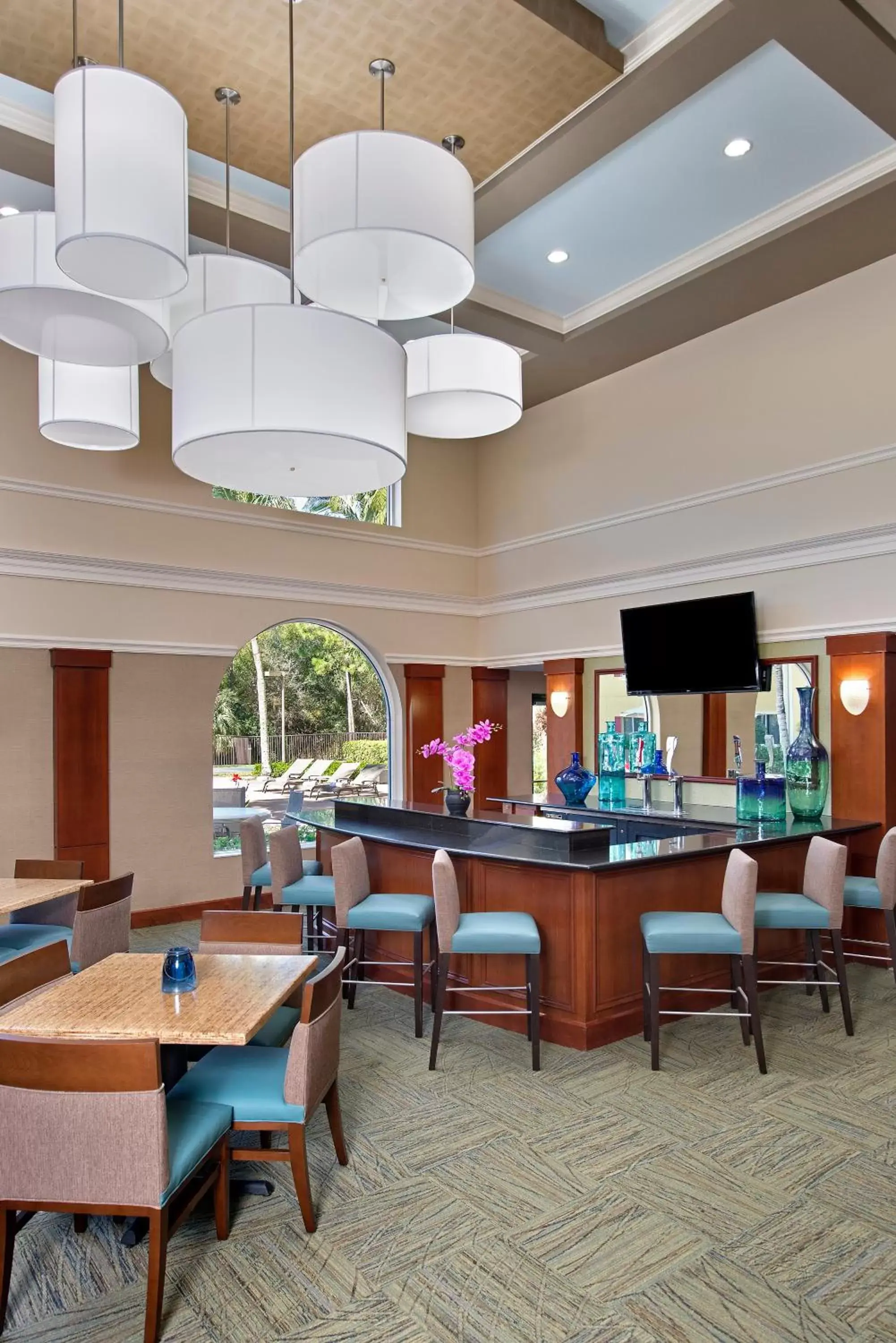 Lounge or bar, Restaurant/Places to Eat in Hawthorn Suites by Wyndham Naples