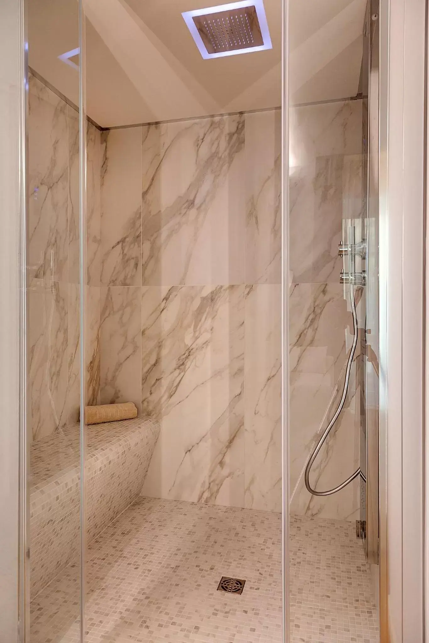 Suite with Turkish Bath in Best Western Hotel Nazionale Suite with Turkish Bath in Best Western Hotel Nazionale